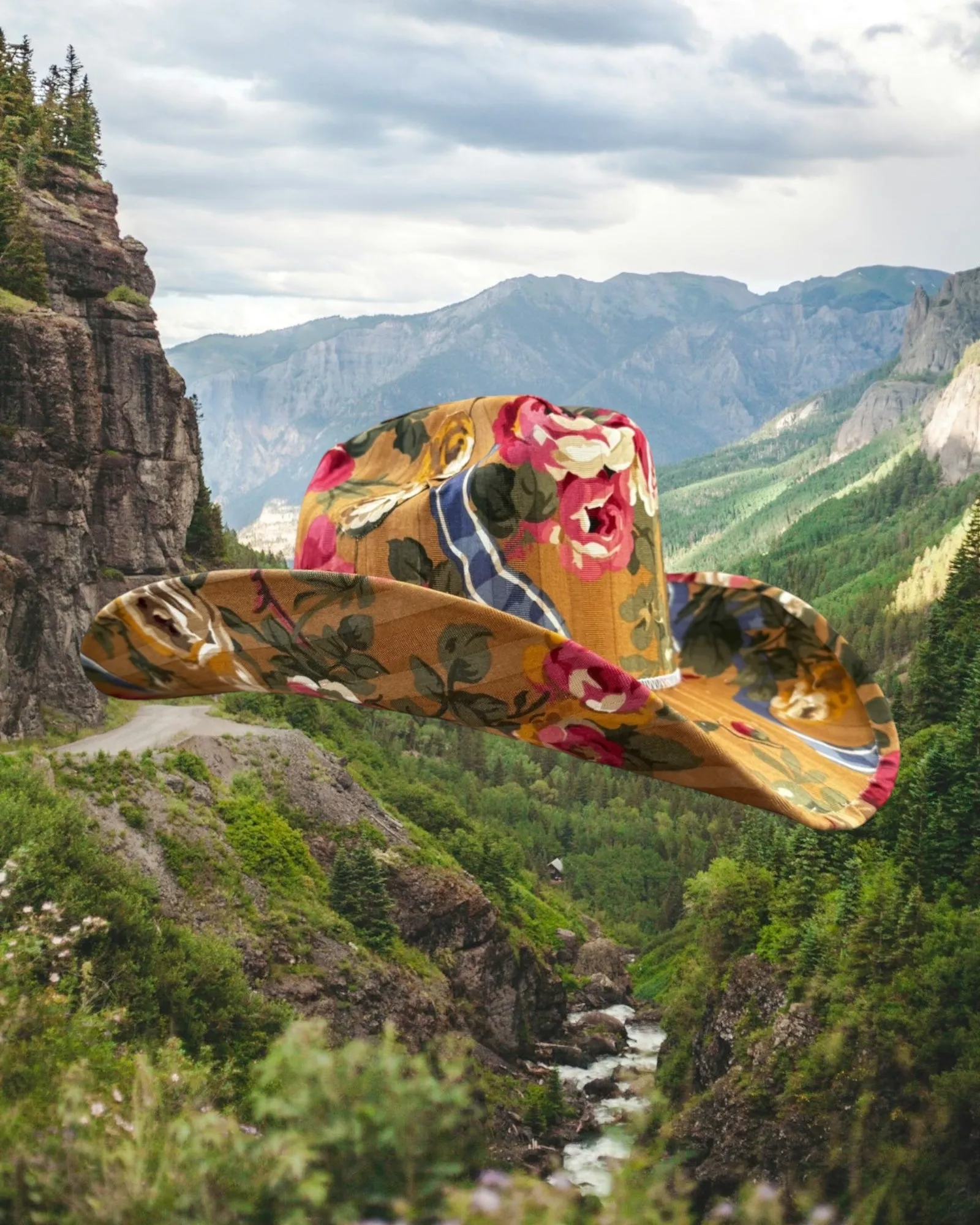 Amber Conservatory sold by Zandria product image thumbnail 2