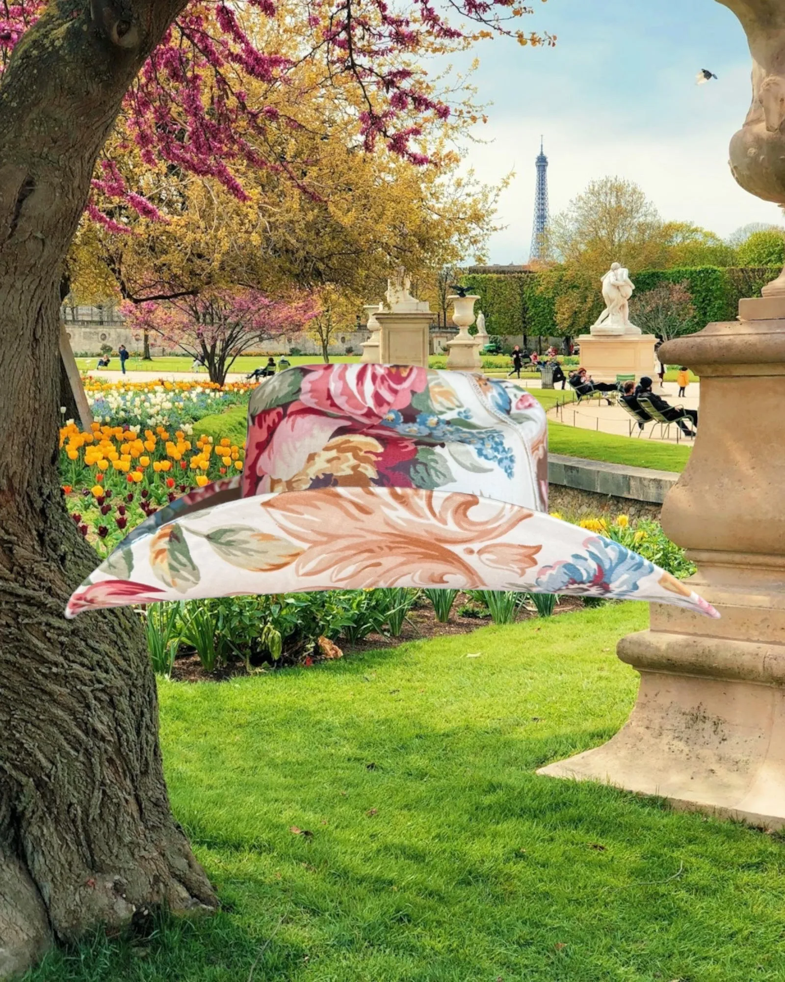 Tuileries Soleil sold by Zandria product image thumbnail 2