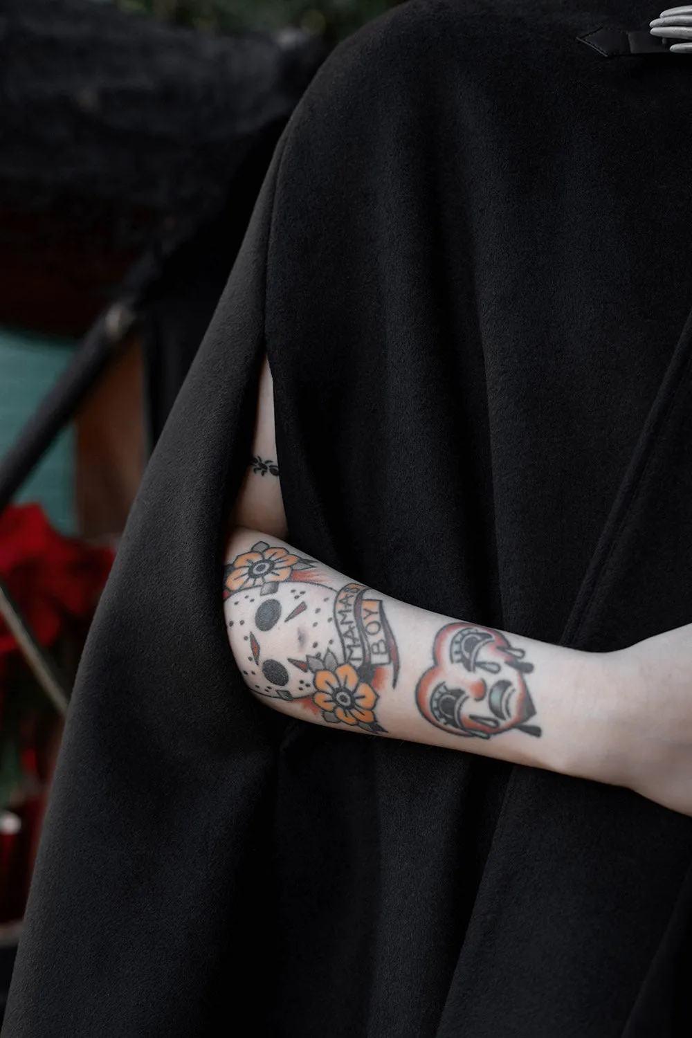 Seance Cape sold by Vampire Freaks product image thumbnail 5