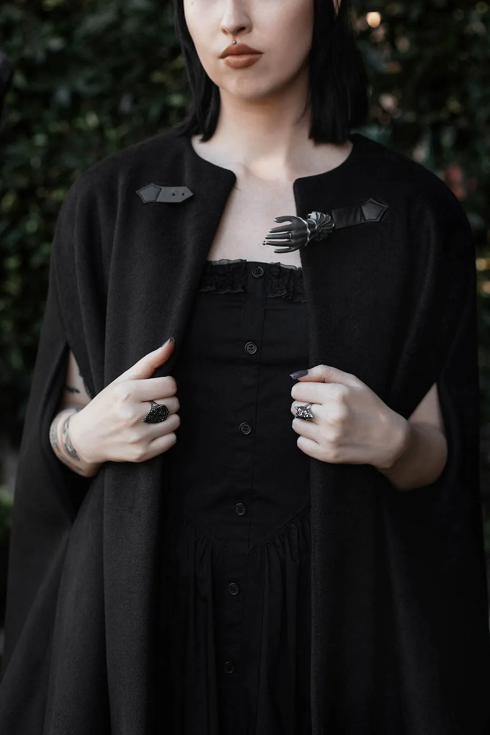 Seance Cape sold by Vampire Freaks product image thumbnail 4