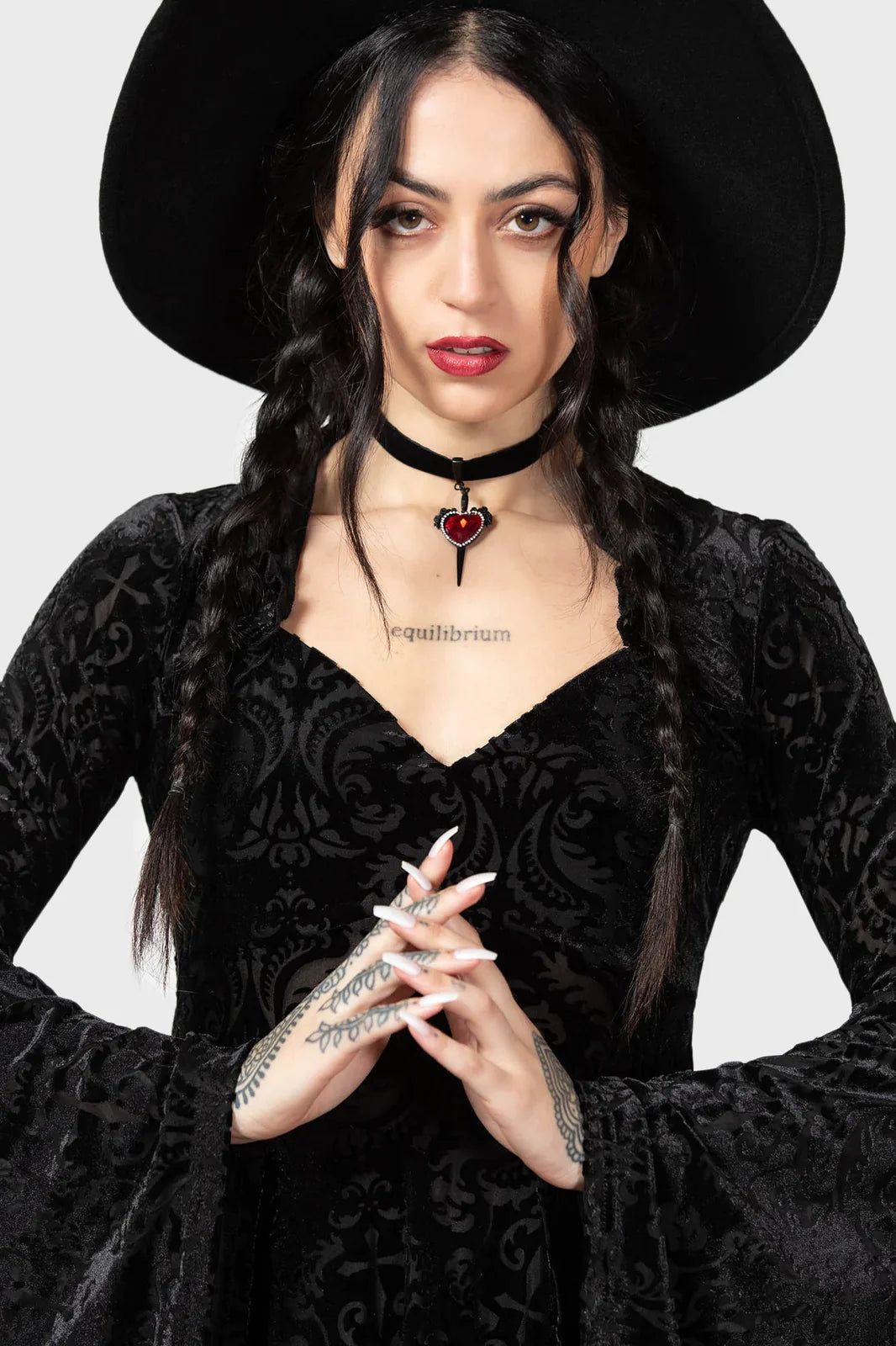 Lady of Sorrows Dress sold by Vampire Freaks product image thumbnail 5