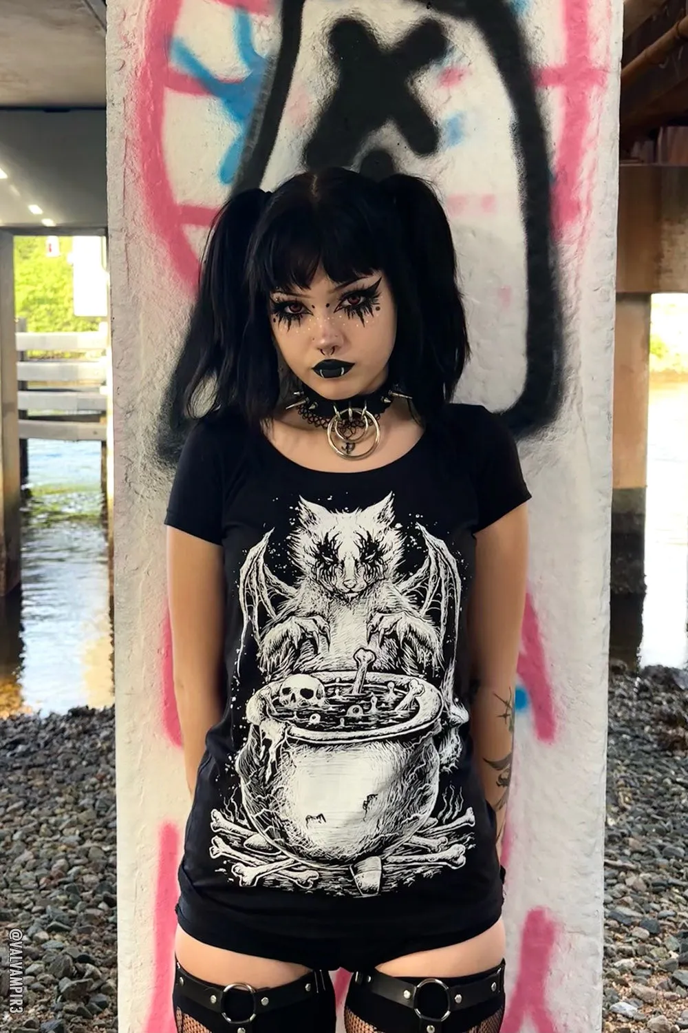 Conjuring Cat T-shirt sold by Vampire Freaks product image thumbnail 3