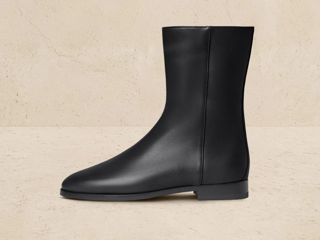 Élan City Boots in Black Leather sold by Baudoin & Lange