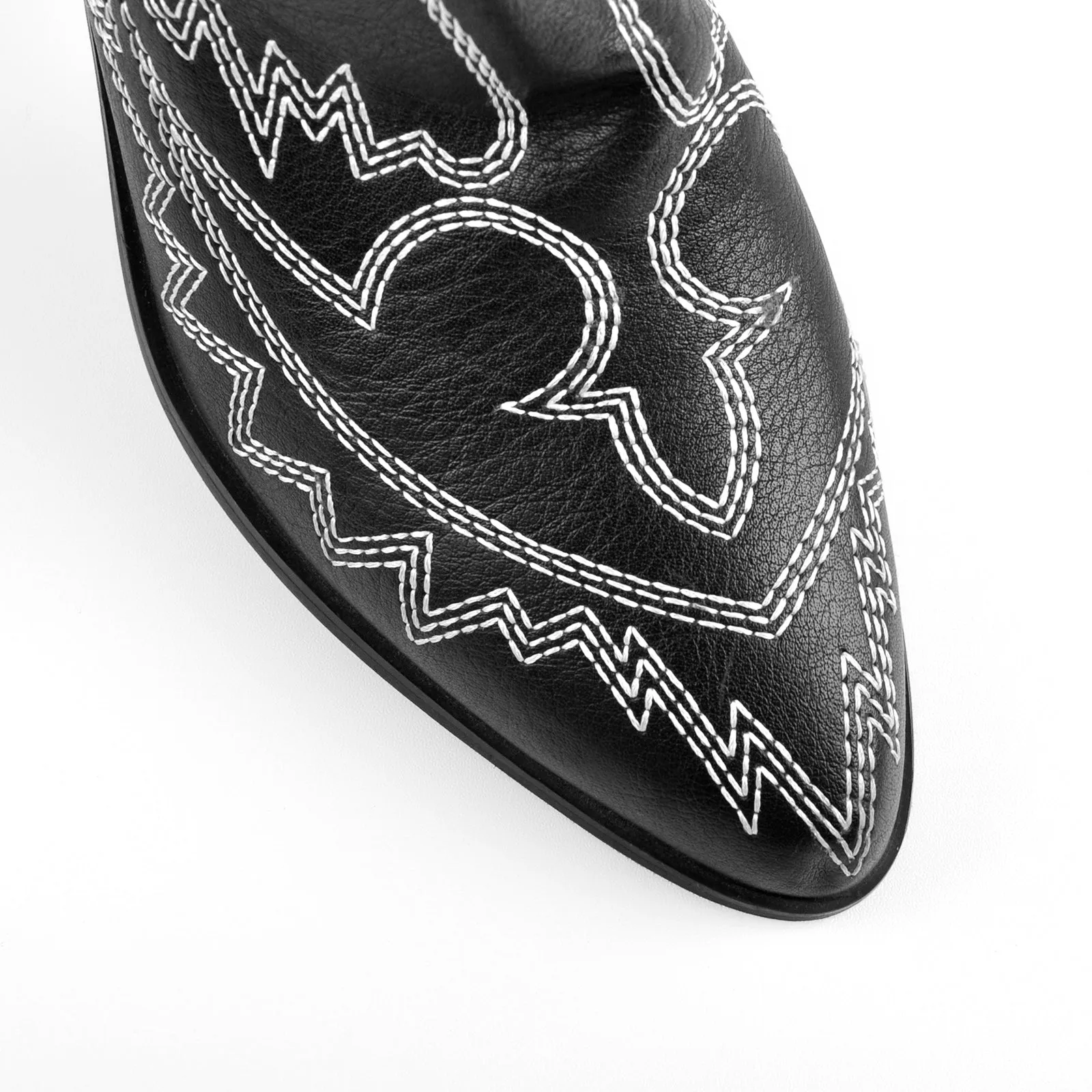 Embroidery Tapered Heel Western Boots sold by Miss Heel product image thumbnail 4