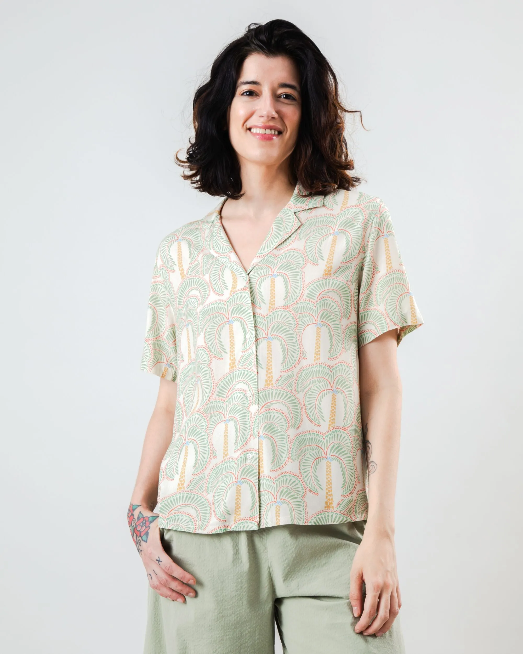 Borneo Aloha Blouse Ecru sold by Brava Fabrics product image thumbnail 2
