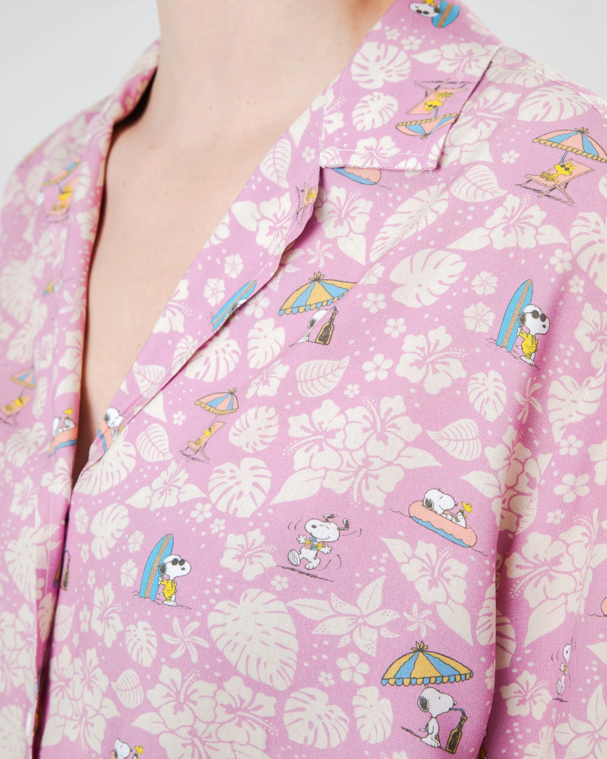 Peanuts Tropical Aloha Blouse Pink sold by Brava Fabrics product image thumbnail 4