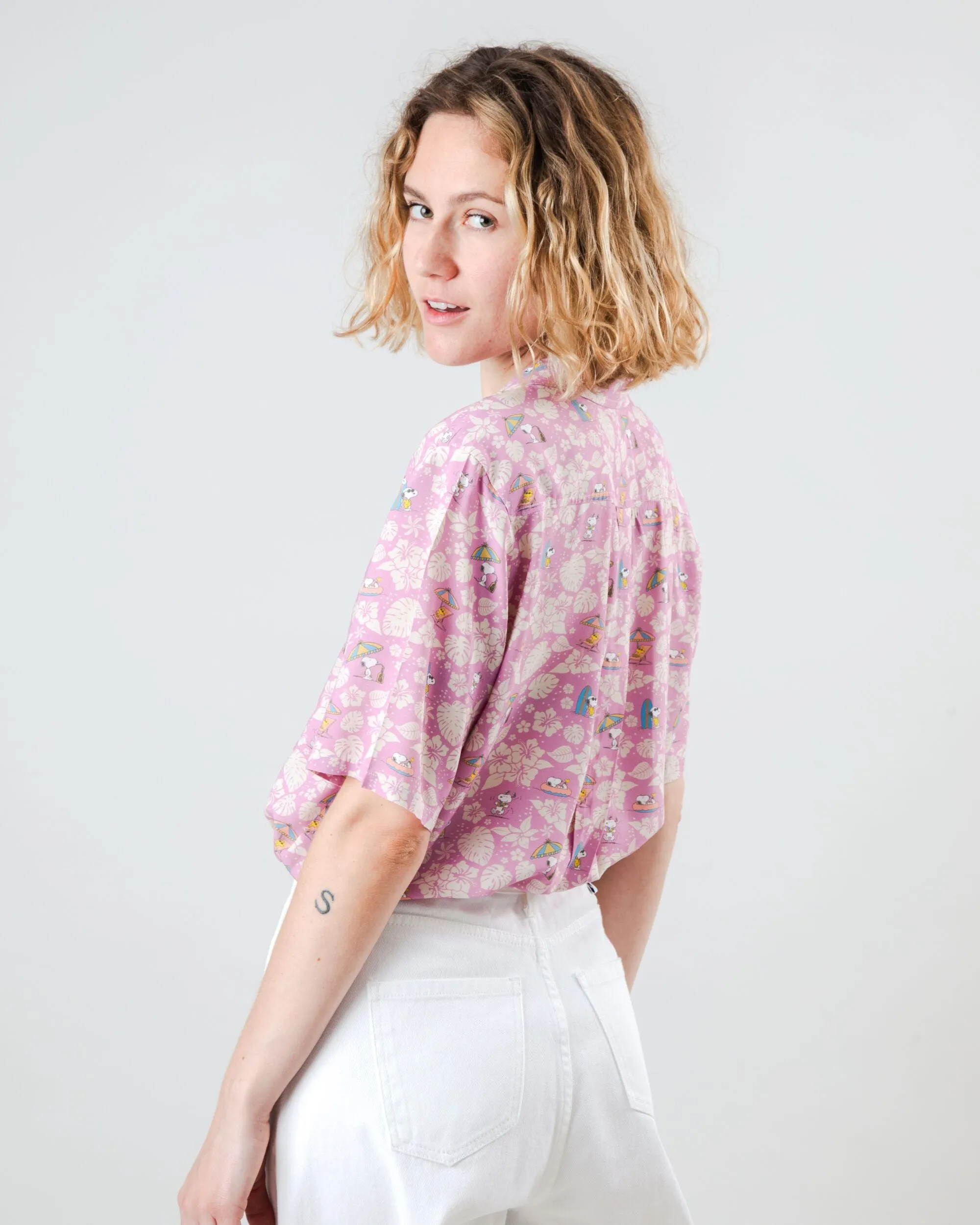 Peanuts Tropical Aloha Blouse Pink sold by Brava Fabrics product image thumbnail 5