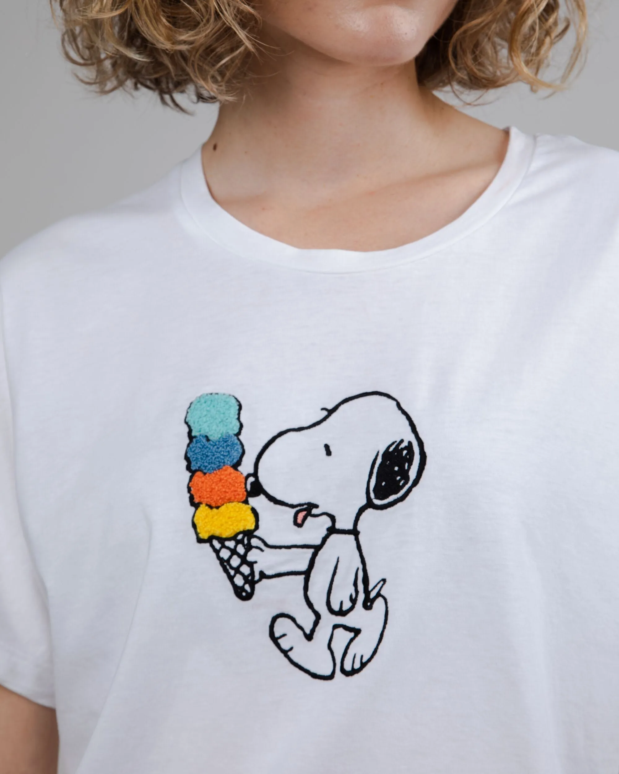 Peanuts Icecream Oversize Tee White sold by Brava Fabrics product image thumbnail 4