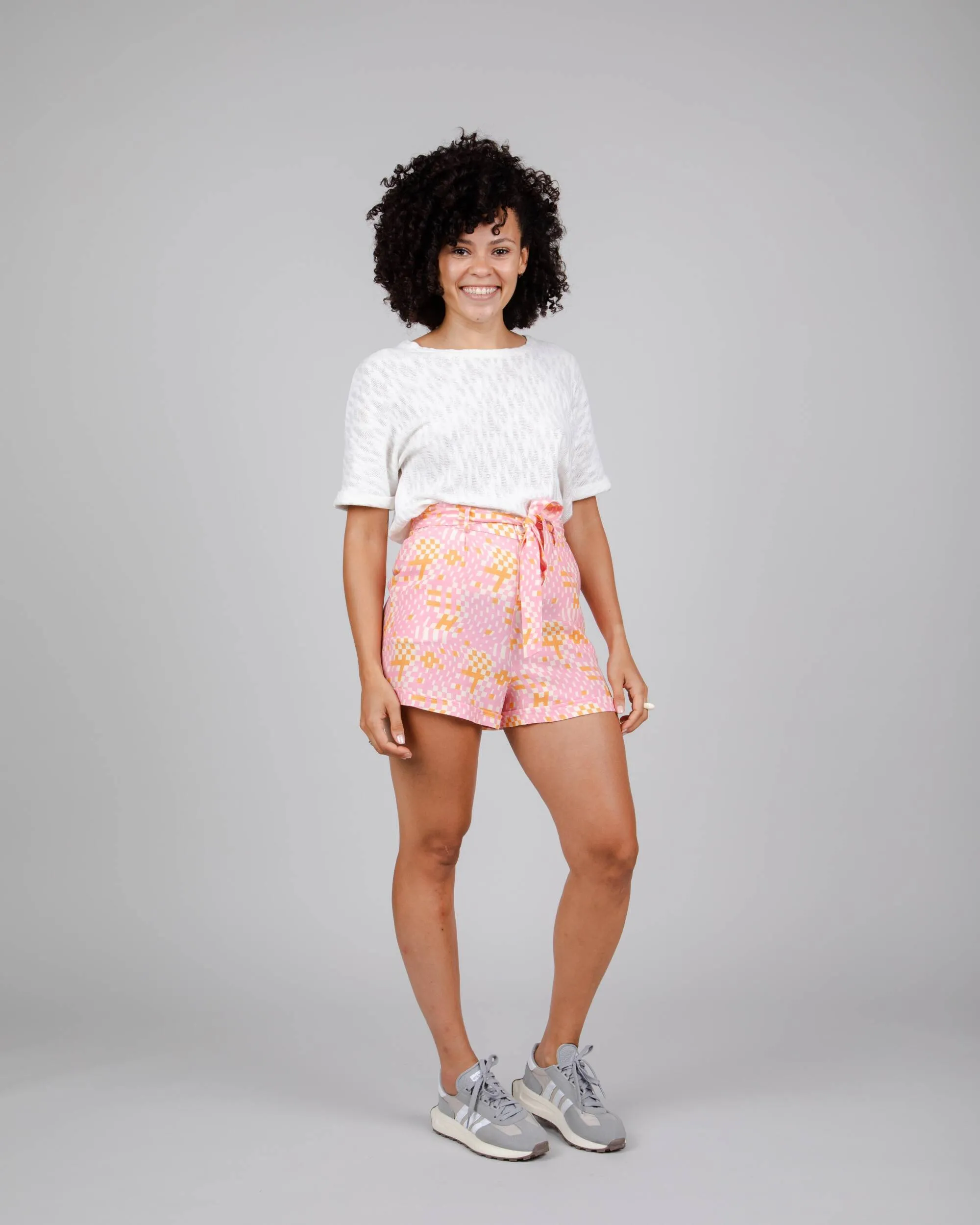 Dizzy Belted Shorts Rose sold by Brava Fabrics product image thumbnail 3