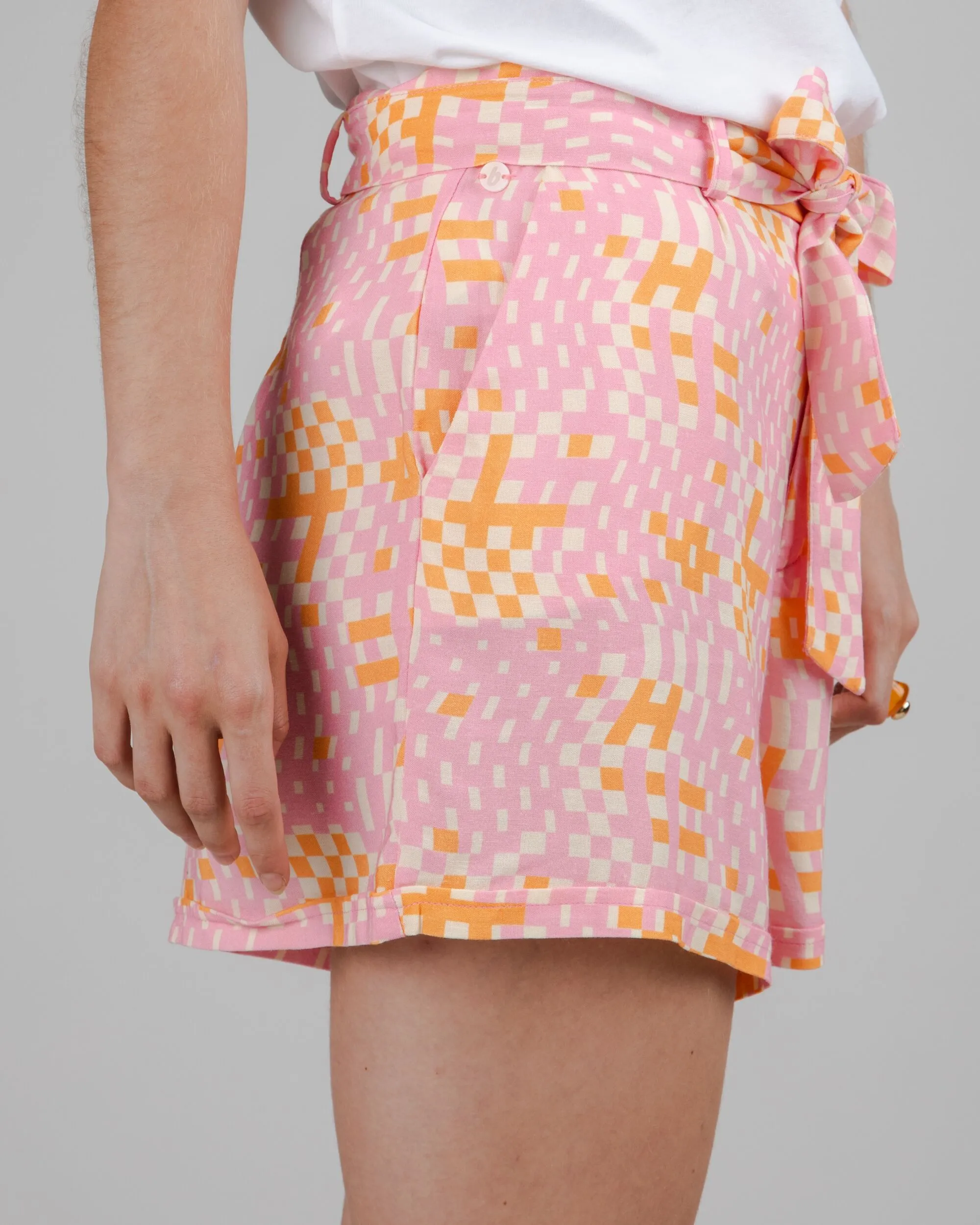 Dizzy Belted Shorts Rose sold by Brava Fabrics product image thumbnail 4