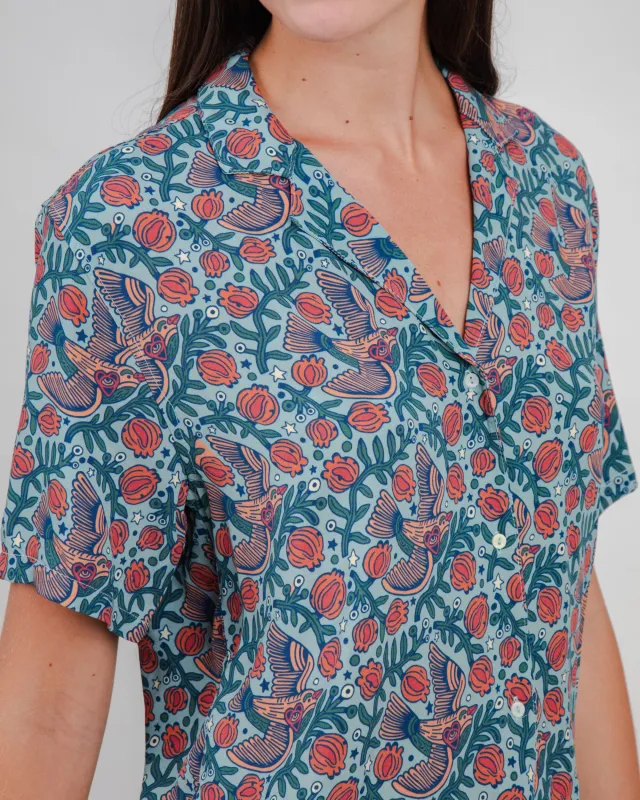 Asis Percales Passerine Aloha Blouse Mist sold by Brava Fabrics