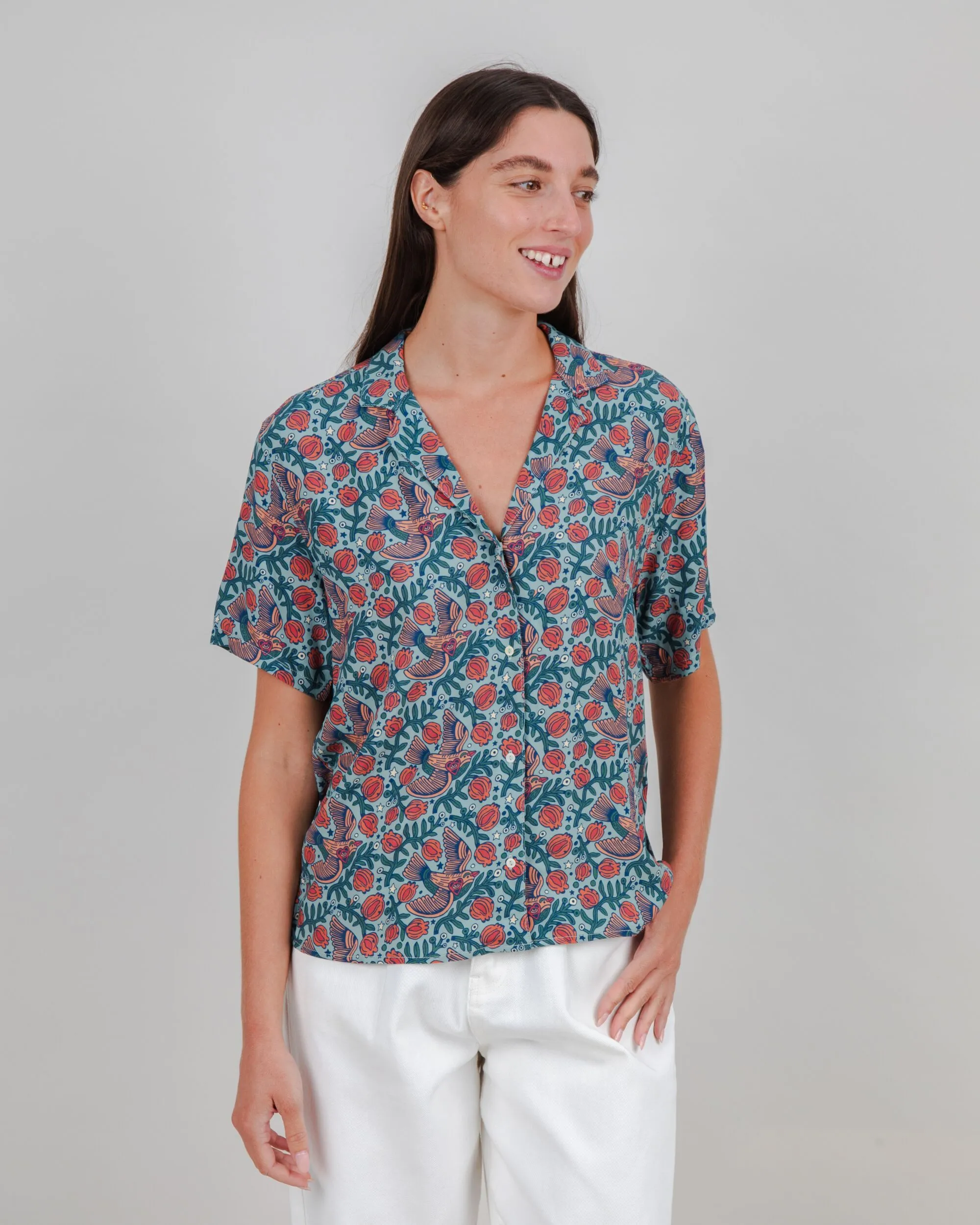 Asis Percales Passerine Aloha Blouse Mist sold by Brava Fabrics product image thumbnail 2