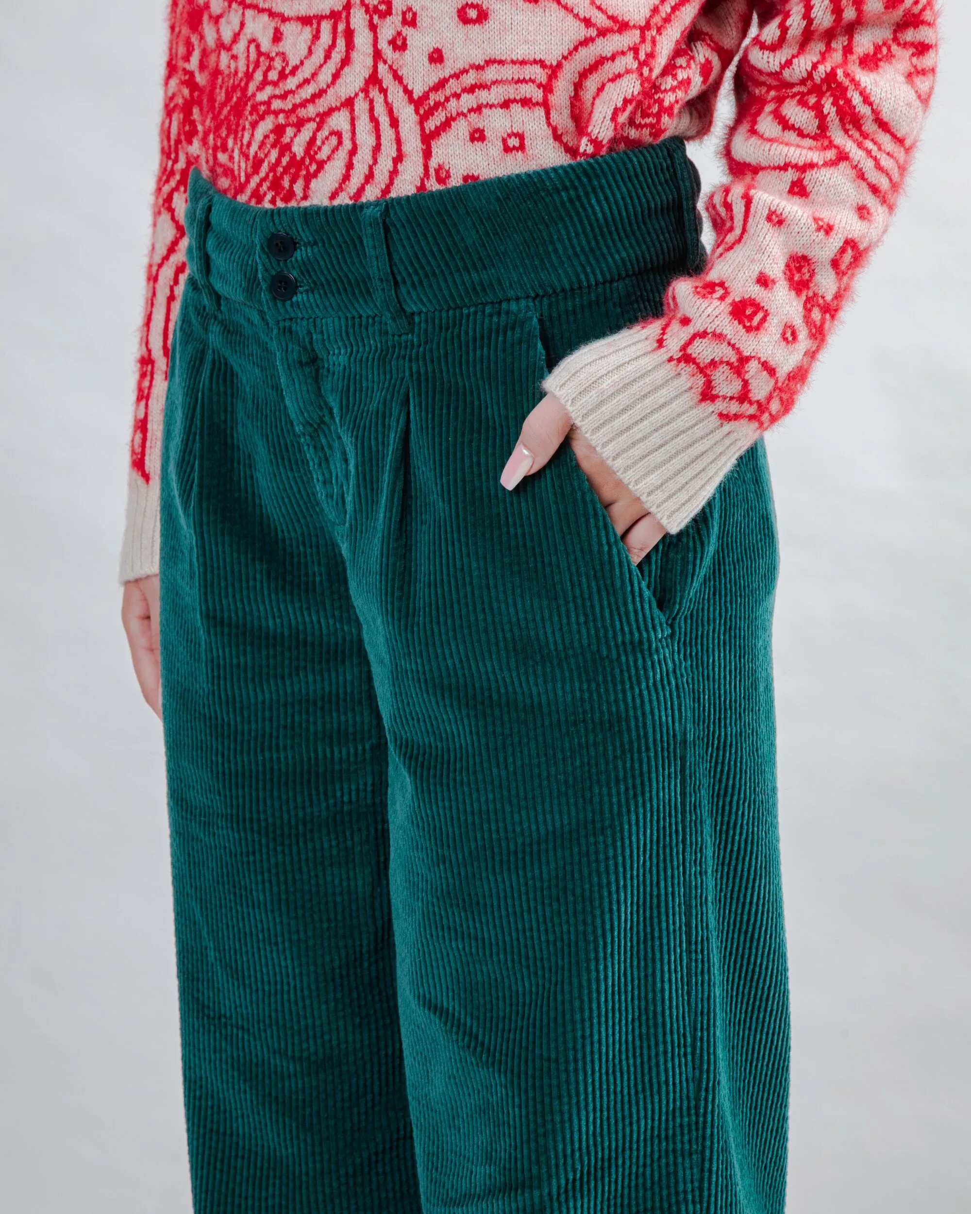 Corduroy Pleated Pants Dark Green sold by Brava Fabrics product image thumbnail 4