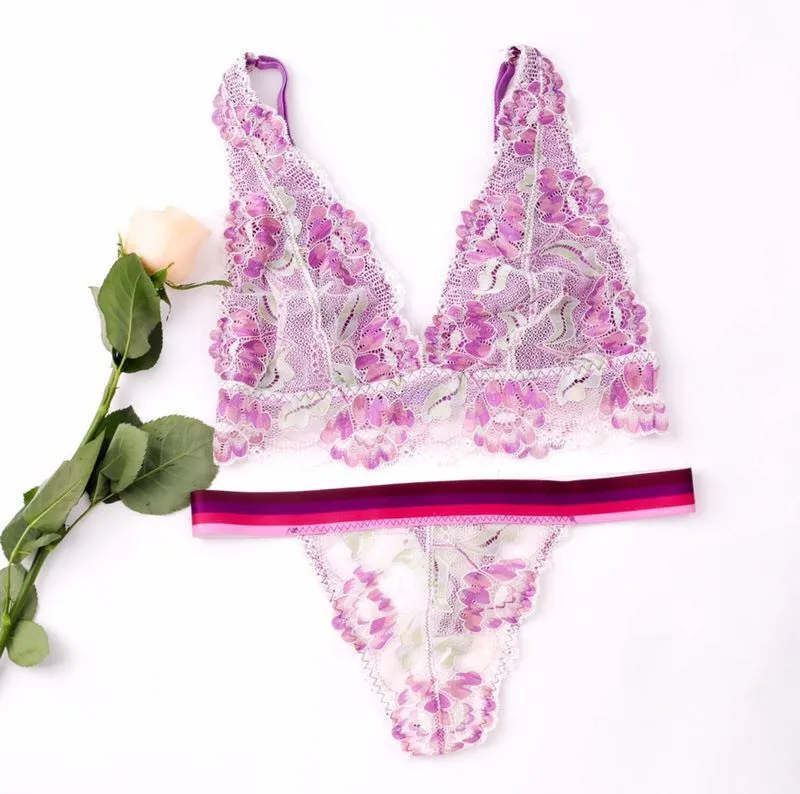Lace and Floral Intimate Set sold by Fornia product image thumbnail 3