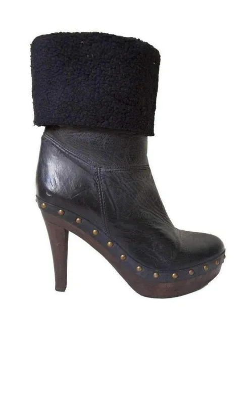 Black Leather Boots made by Paloma Barcelo