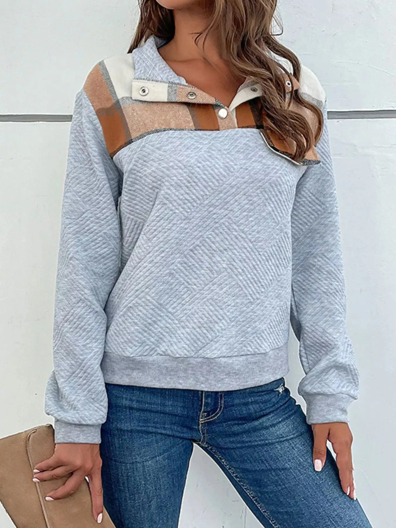 Color Block Texture Long Sleeve Sweatshirt sold by Unique Kulture product image thumbnail 3