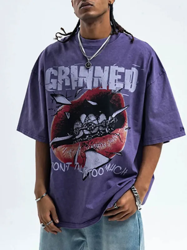 Men's Graphic Round Neck Short Sleeve T-Shirt made by Trendsi