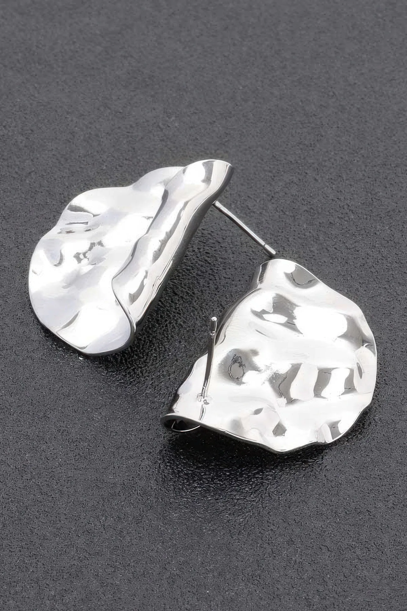 Metal Gold Dip Earring sold by Unique Kulture product image thumbnail 4