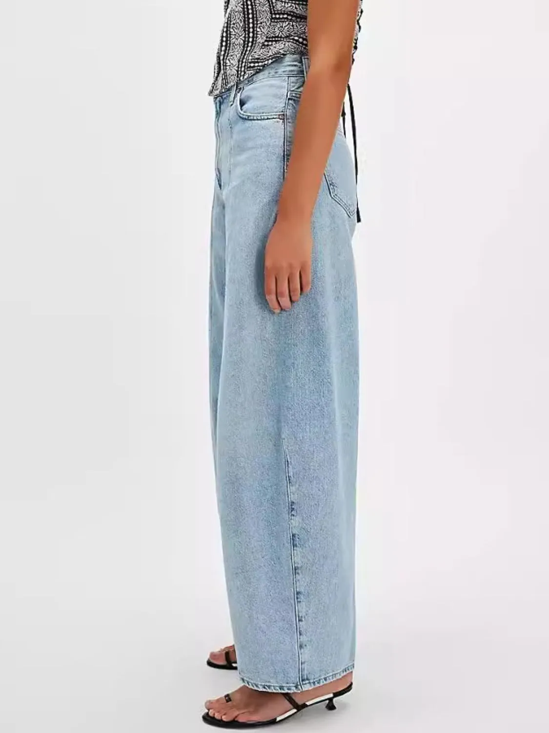 Wide Leg Jeans with Pockets sold by Unique Kulture product image thumbnail 2