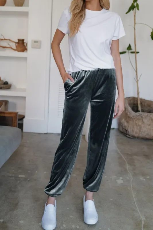 Pocketed Elastic Waist Joggers sold by Unique Kulture