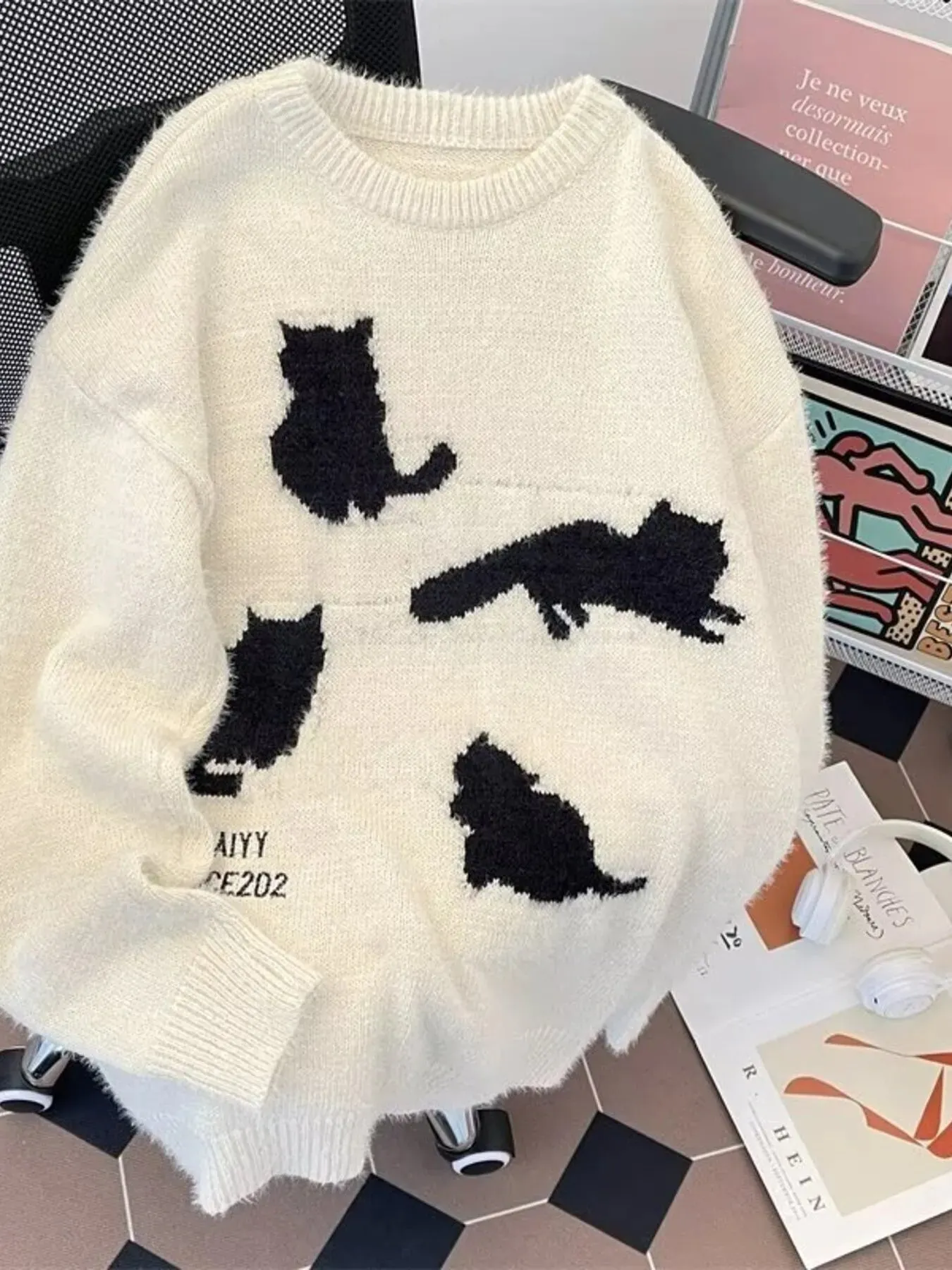 Men's Plus Size Cute Cat Pattern Knitted Pullover sold by Unique Kulture product image thumbnail 4
