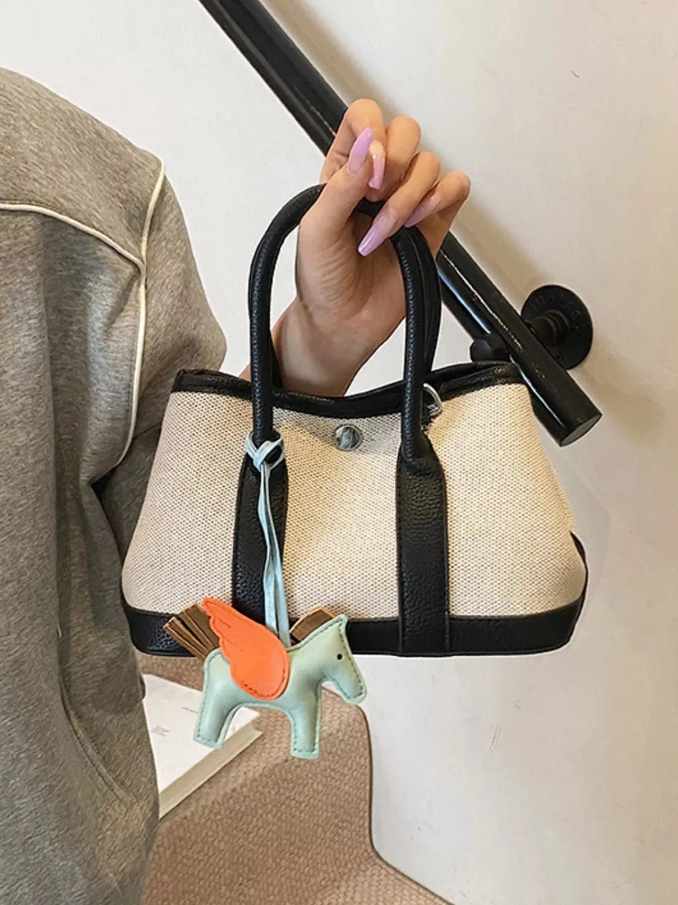 Contrast Crossbody Bag sold by Unique Kulture product image thumbnail 5