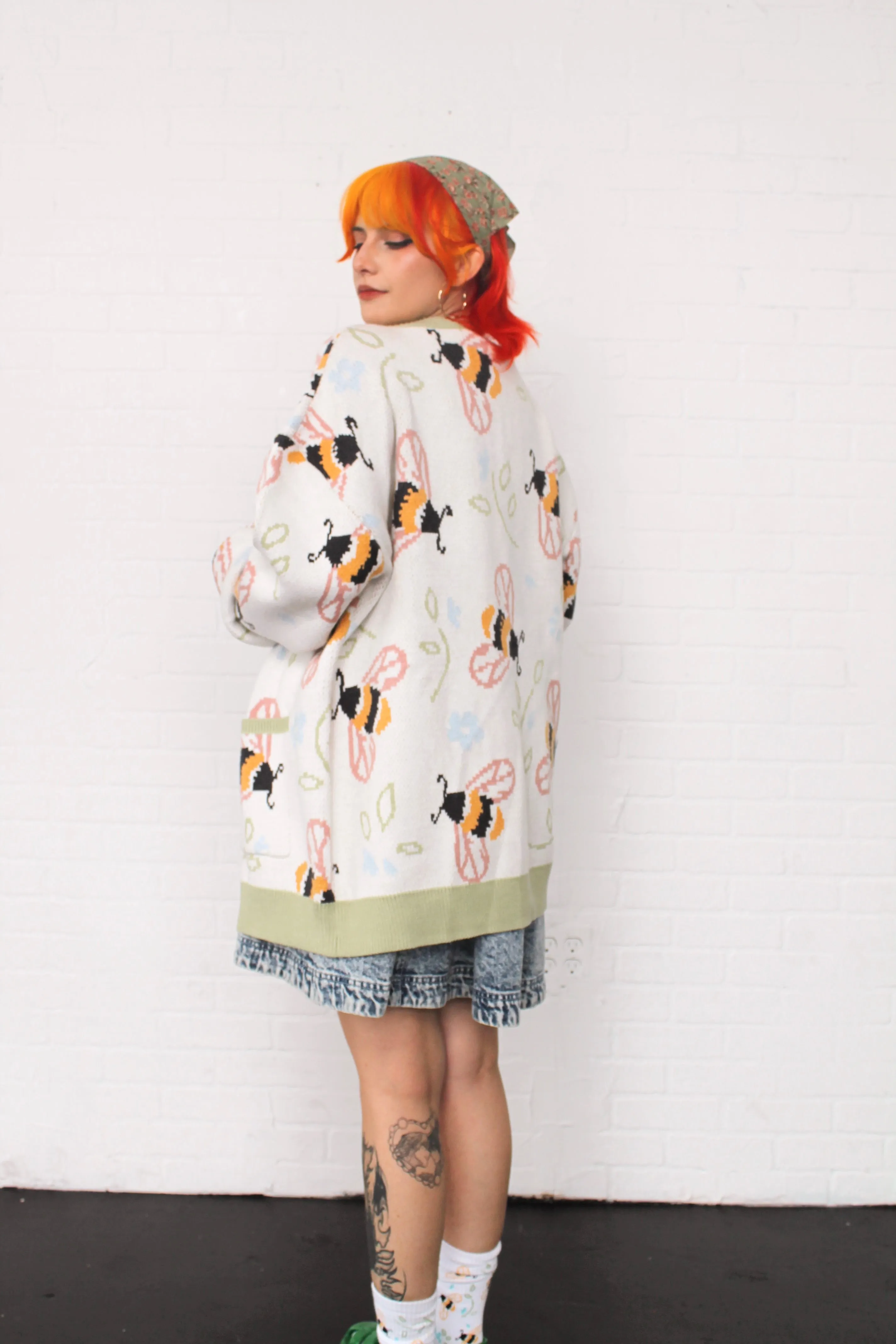 Buzzin' Around Cardigan sold by Steady Hands product image thumbnail 3