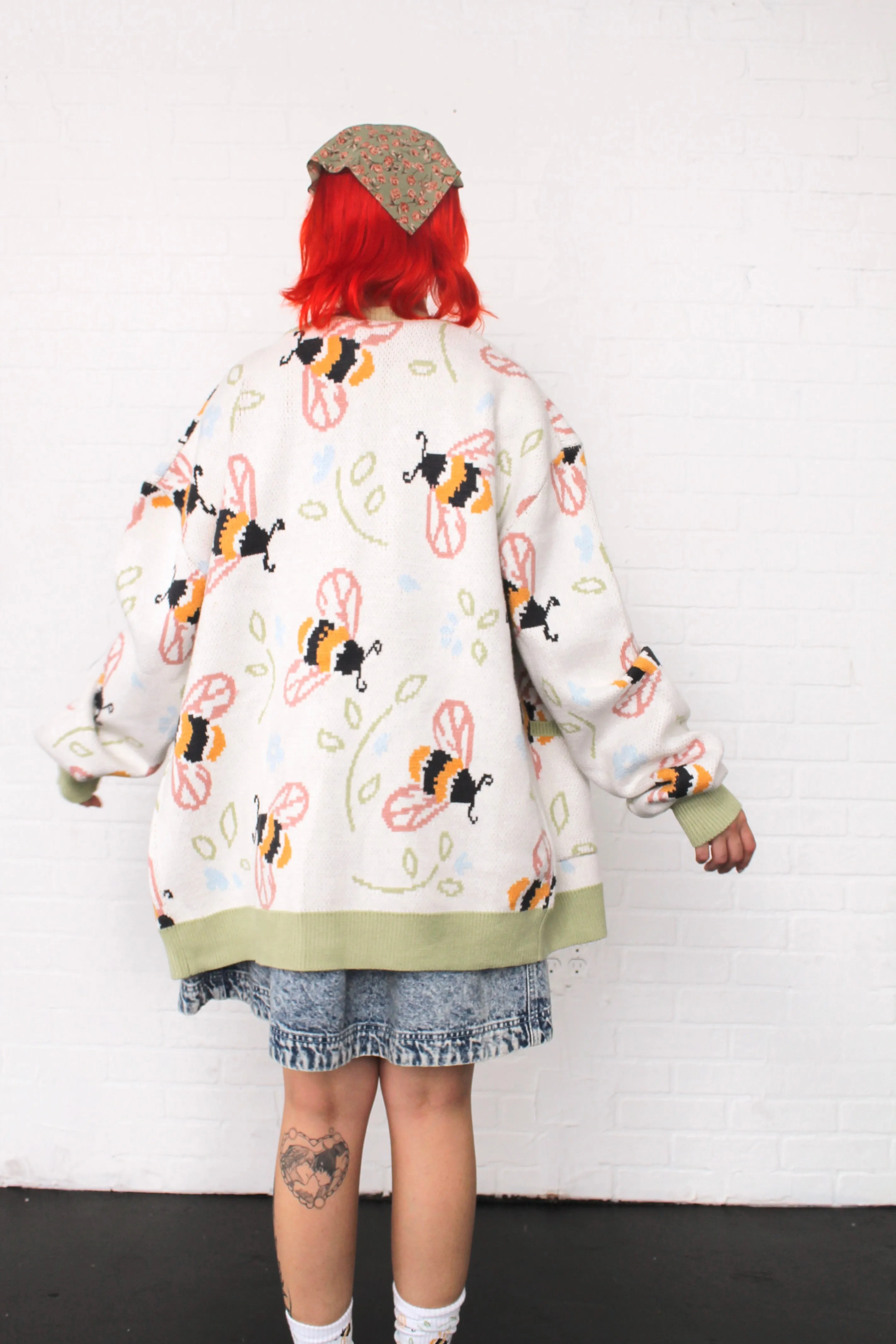 Buzzin' Around Cardigan sold by Steady Hands product image thumbnail 5