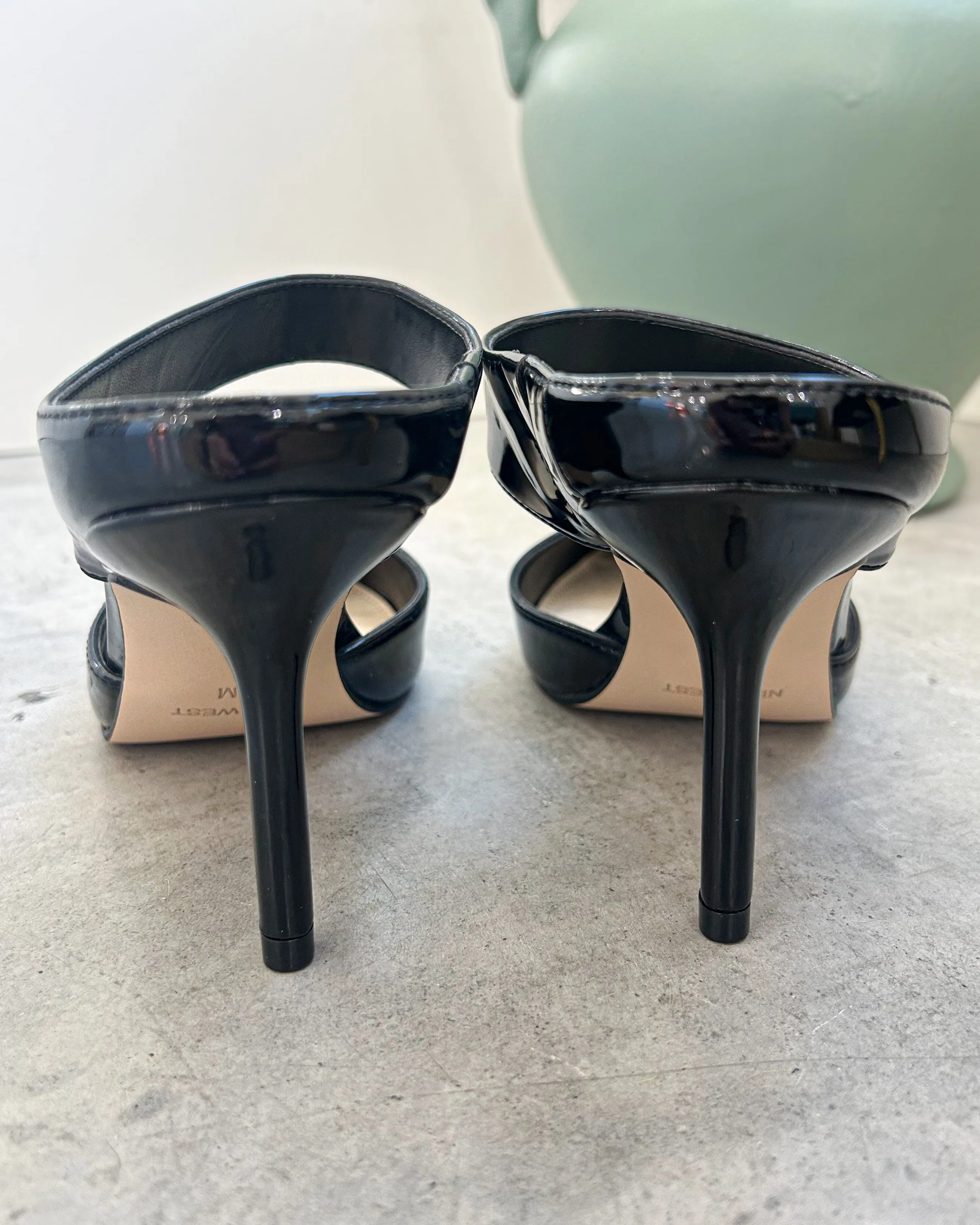 Darian sold by Magnolia & Oak product image thumbnail 5