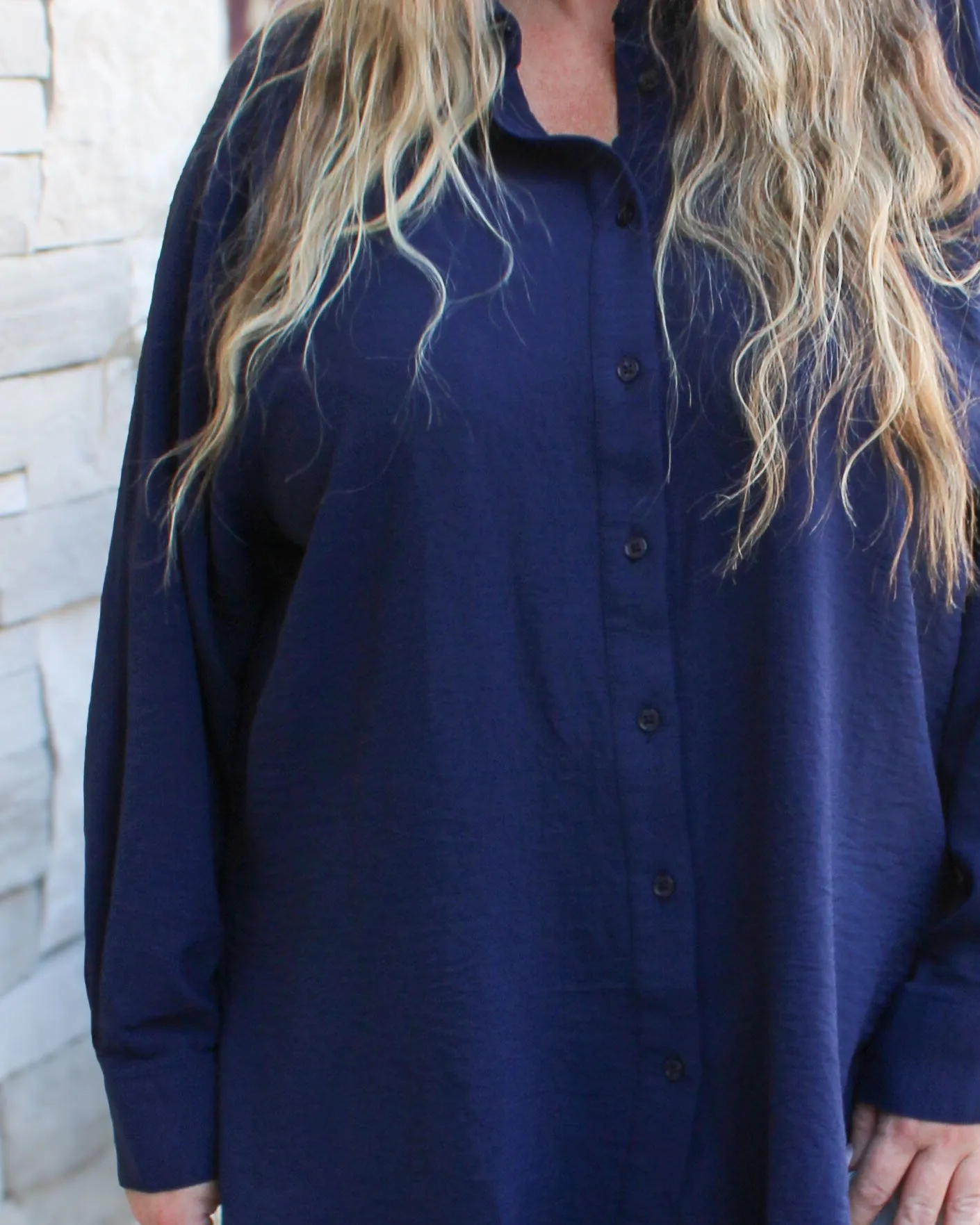 Woven Flowy Raglan shirt sold by Magnolia & Oak product image thumbnail 3