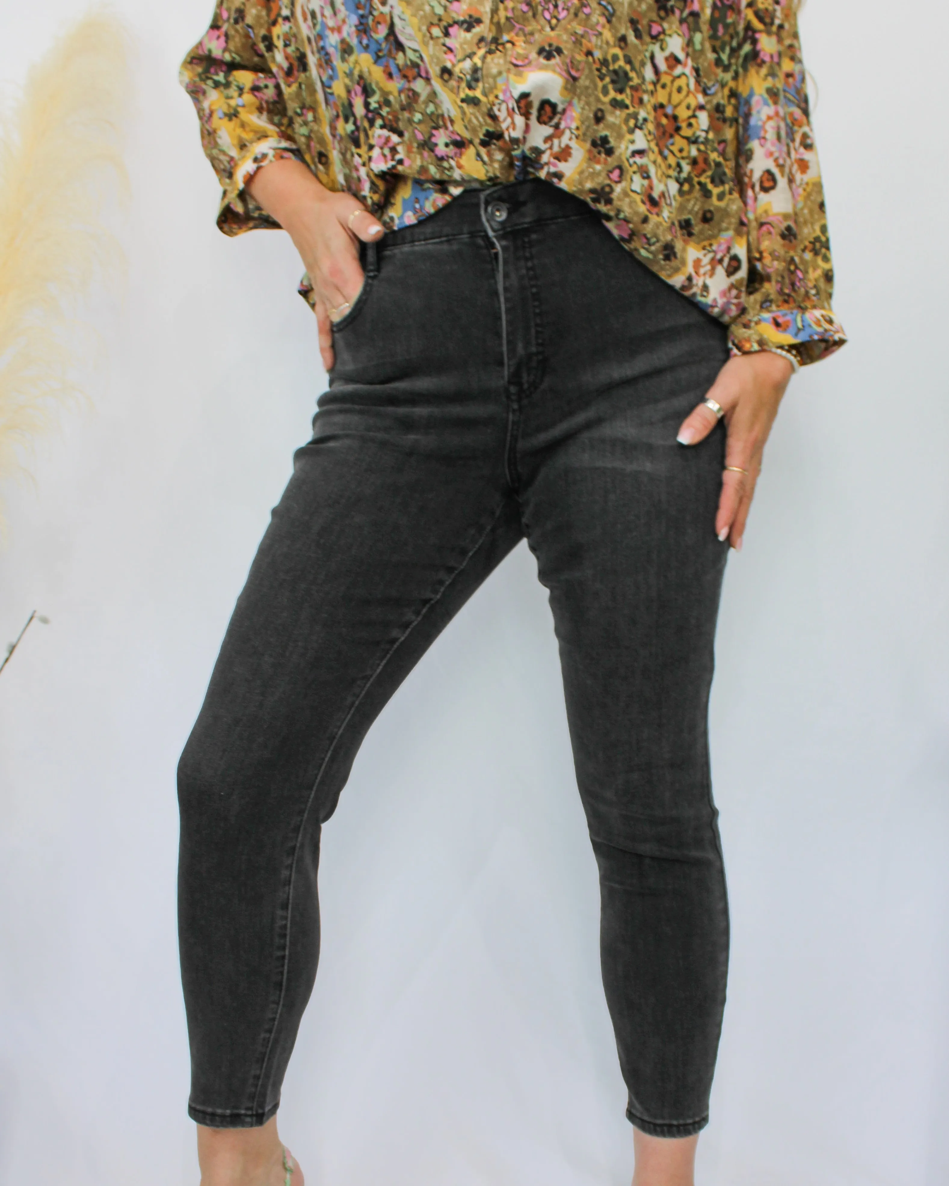 Sophia Hugging Ankle Jeans sold by Magnolia & Oak product image thumbnail 3