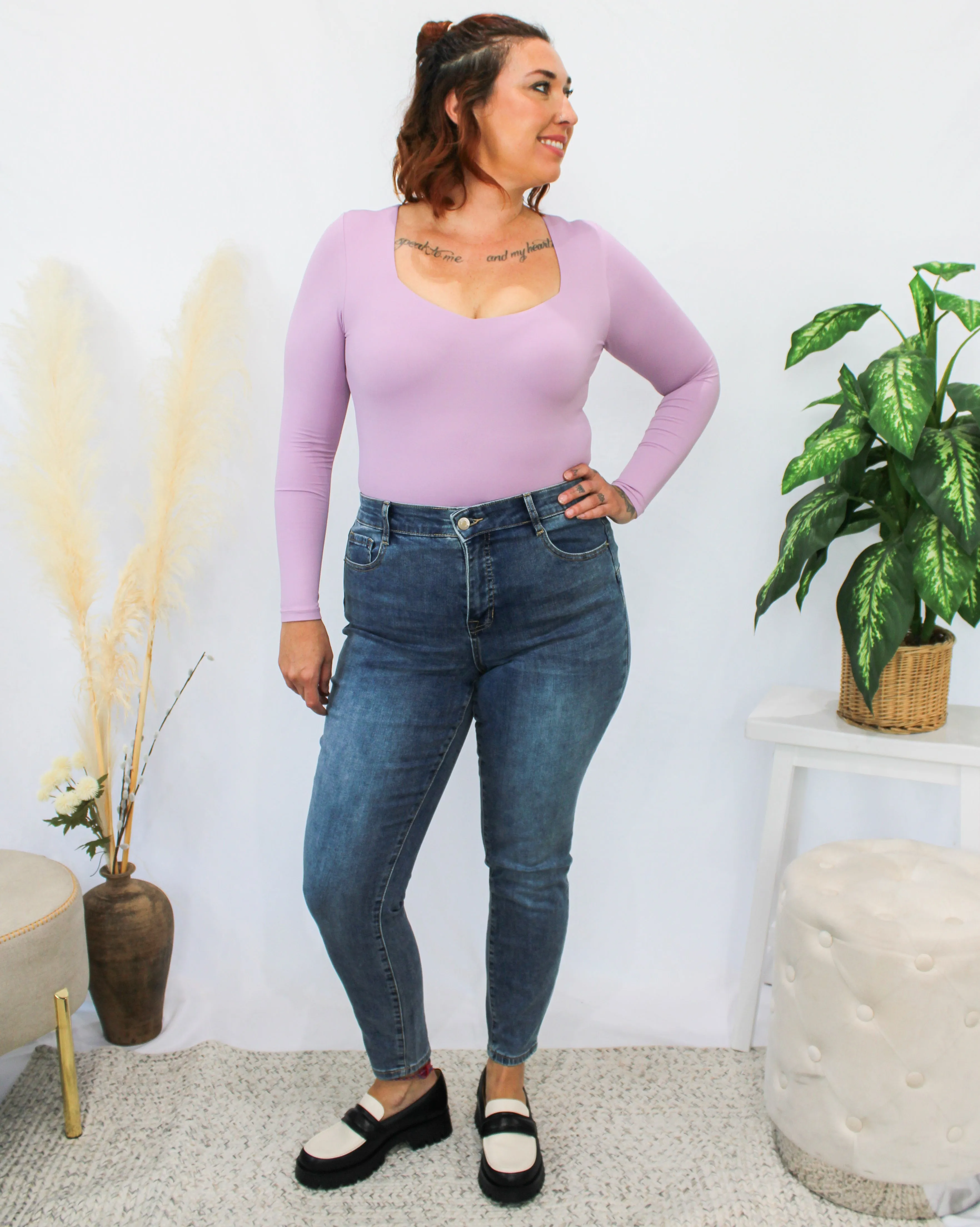 Sophia Hugging Ankle Jeans sold by Magnolia & Oak product image thumbnail 4