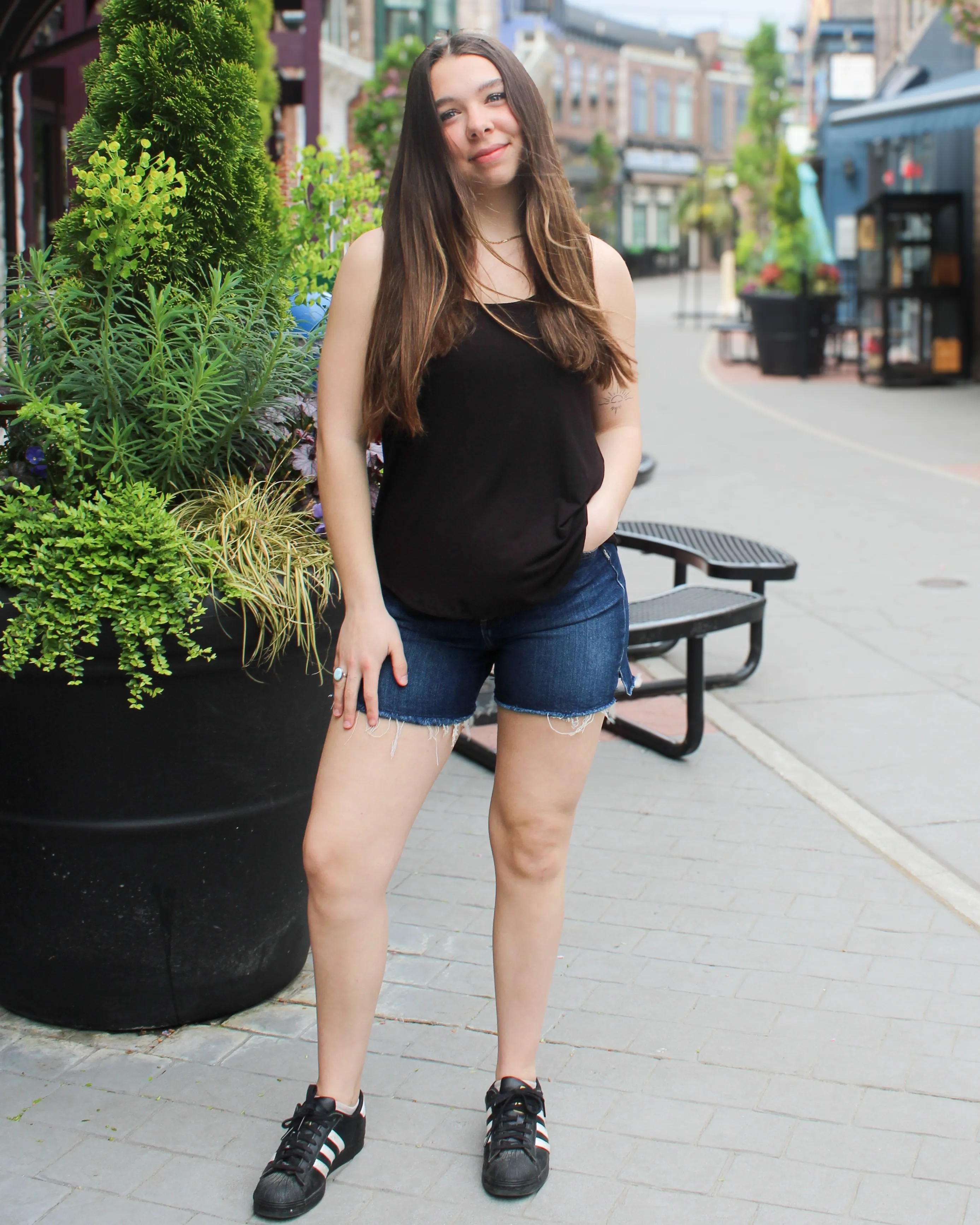 Flowy Hem Tank sold by Magnolia & Oak product image thumbnail 3