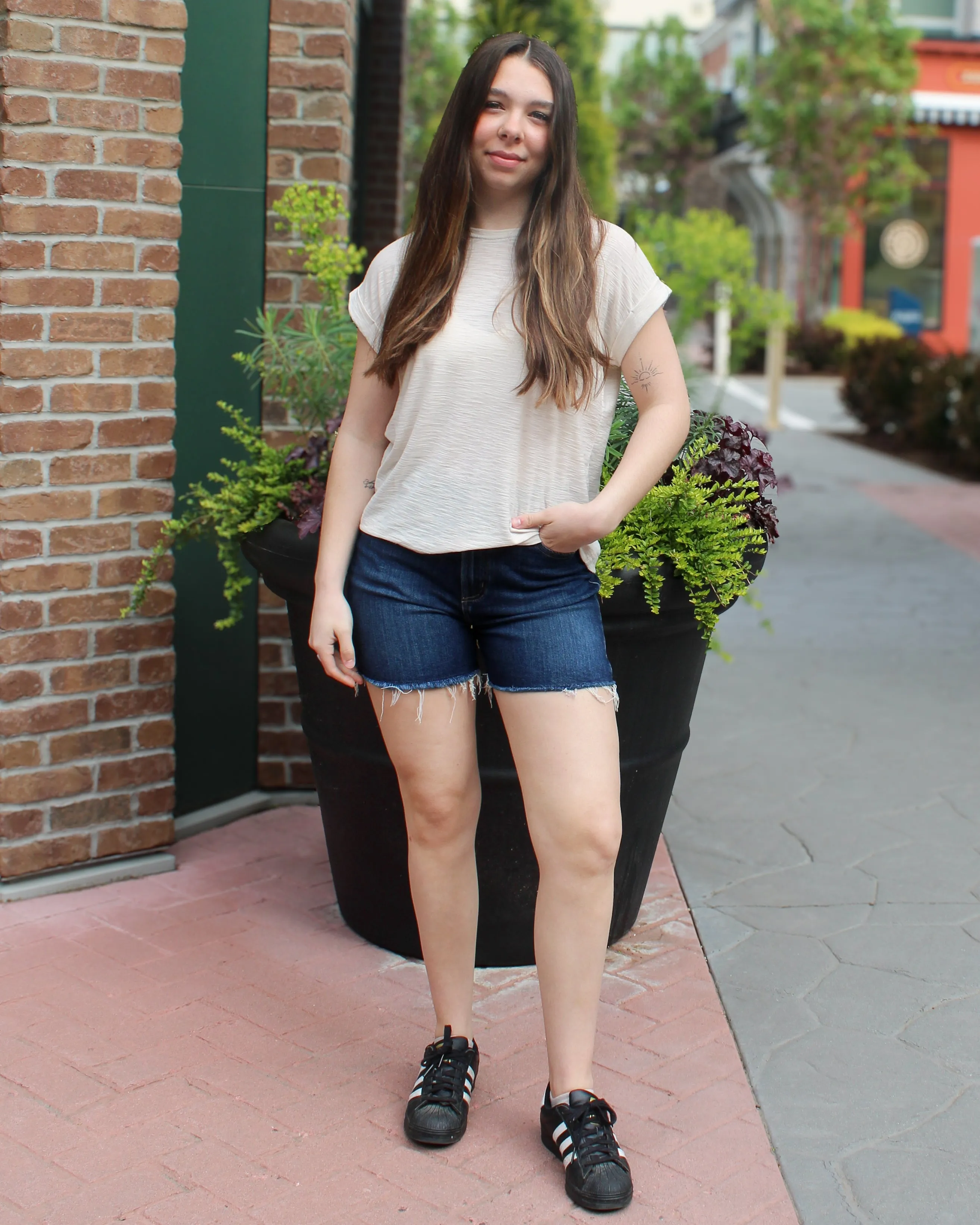 Cuff Sleeve Slub Tee sold by Magnolia & Oak product image thumbnail 5