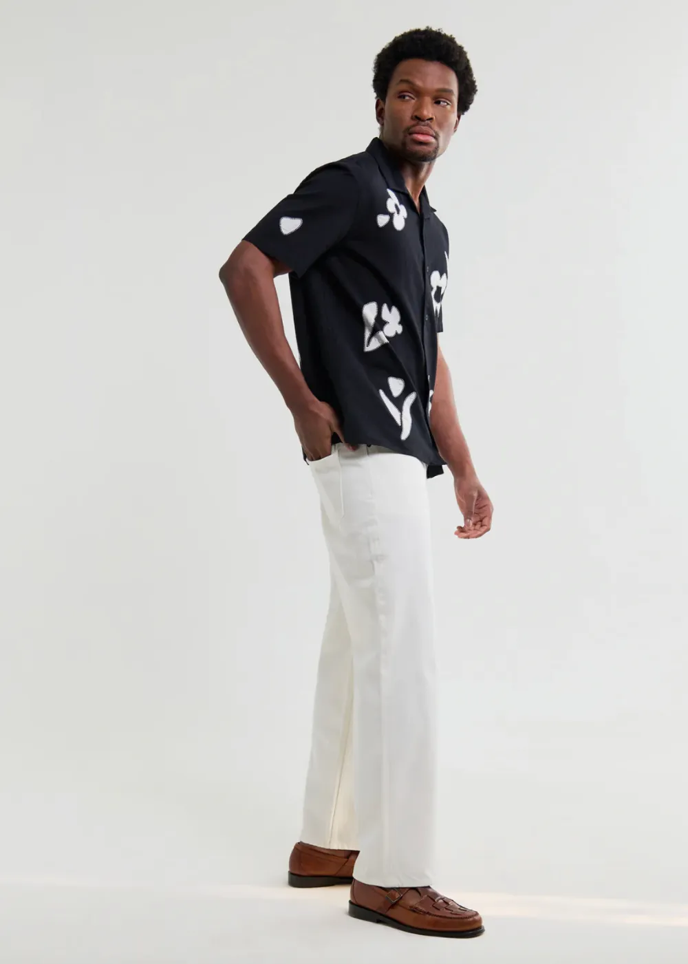 Didcot SS Shirt Abstract Applique sold by Danali product image thumbnail 3