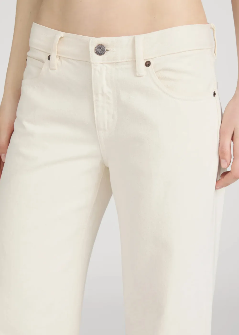 The Saturday Jean sold by Danali product image thumbnail 4