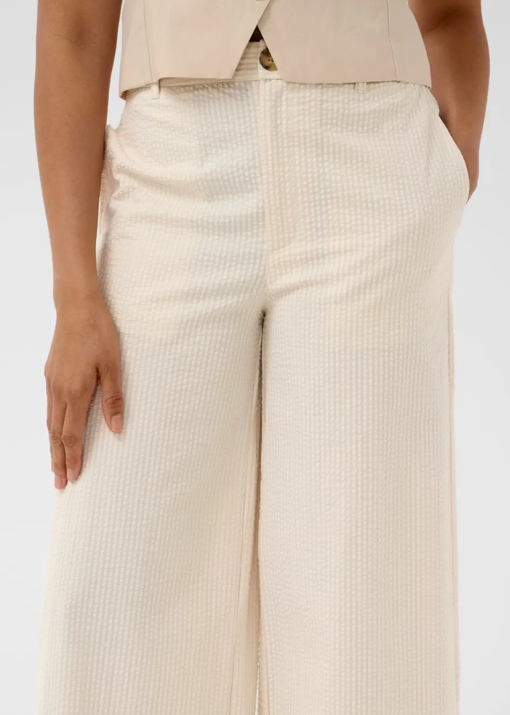 Brita Pant sold by Danali product image thumbnail 4
