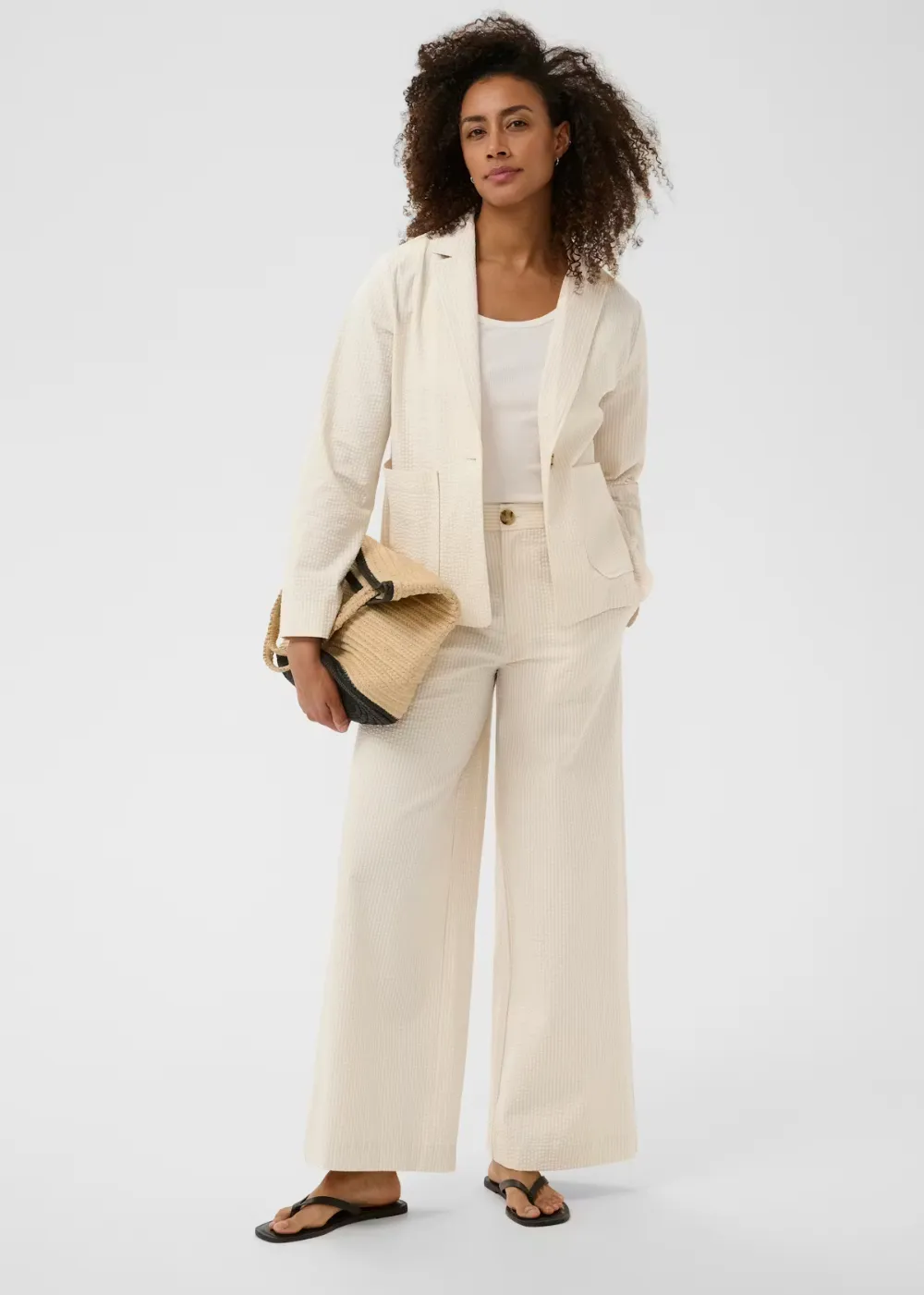 Briddi Jacket sold by Danali product image thumbnail 2