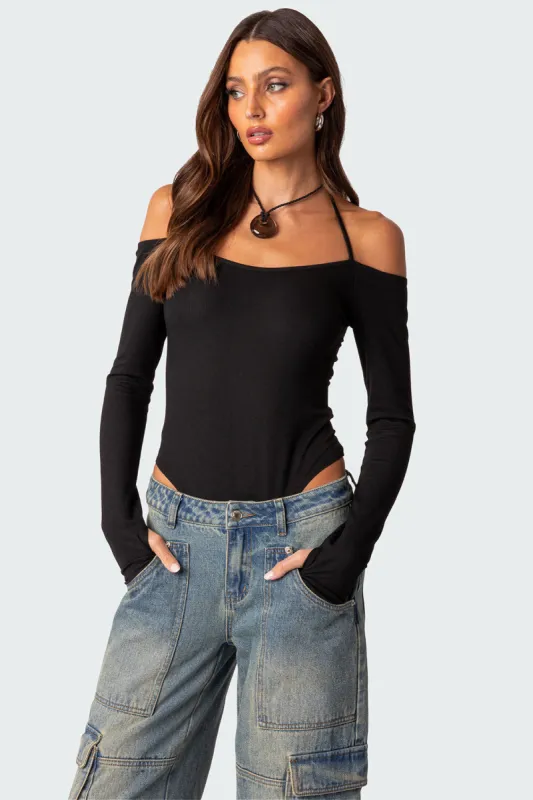 Model Off Duty Ribbed Bodysuit made by Edikted