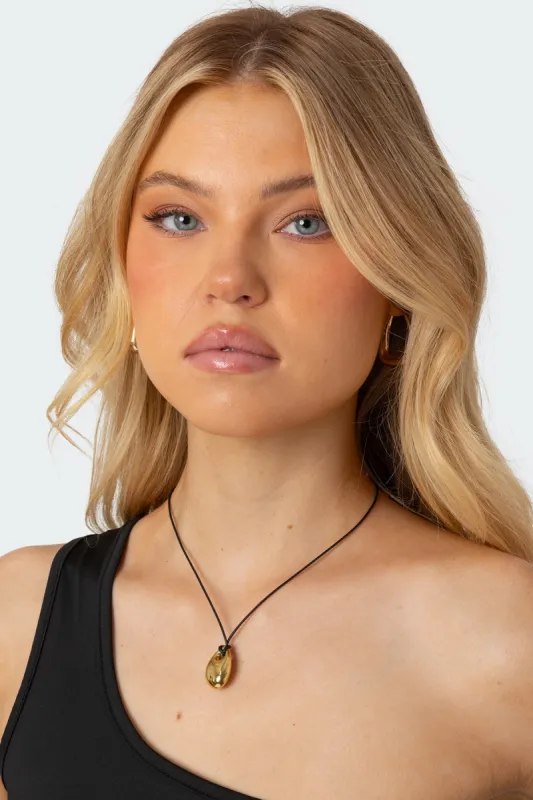 Rocky Cord Necklace sold by Edikted