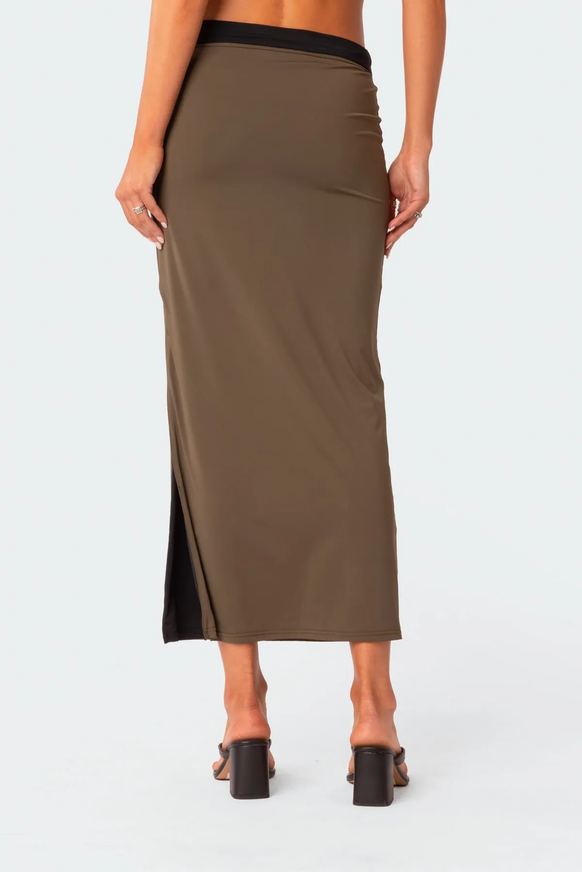 Rissa Reversible Low Rise Slitted Maxi Skirt sold by Edikted product image thumbnail 5