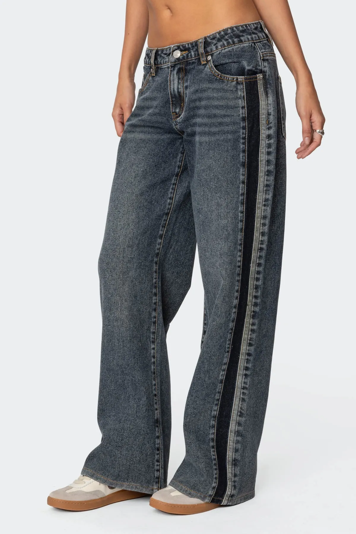 Contrast Panel Low Rise Baggy Jeans sold by Edikted product image thumbnail 4