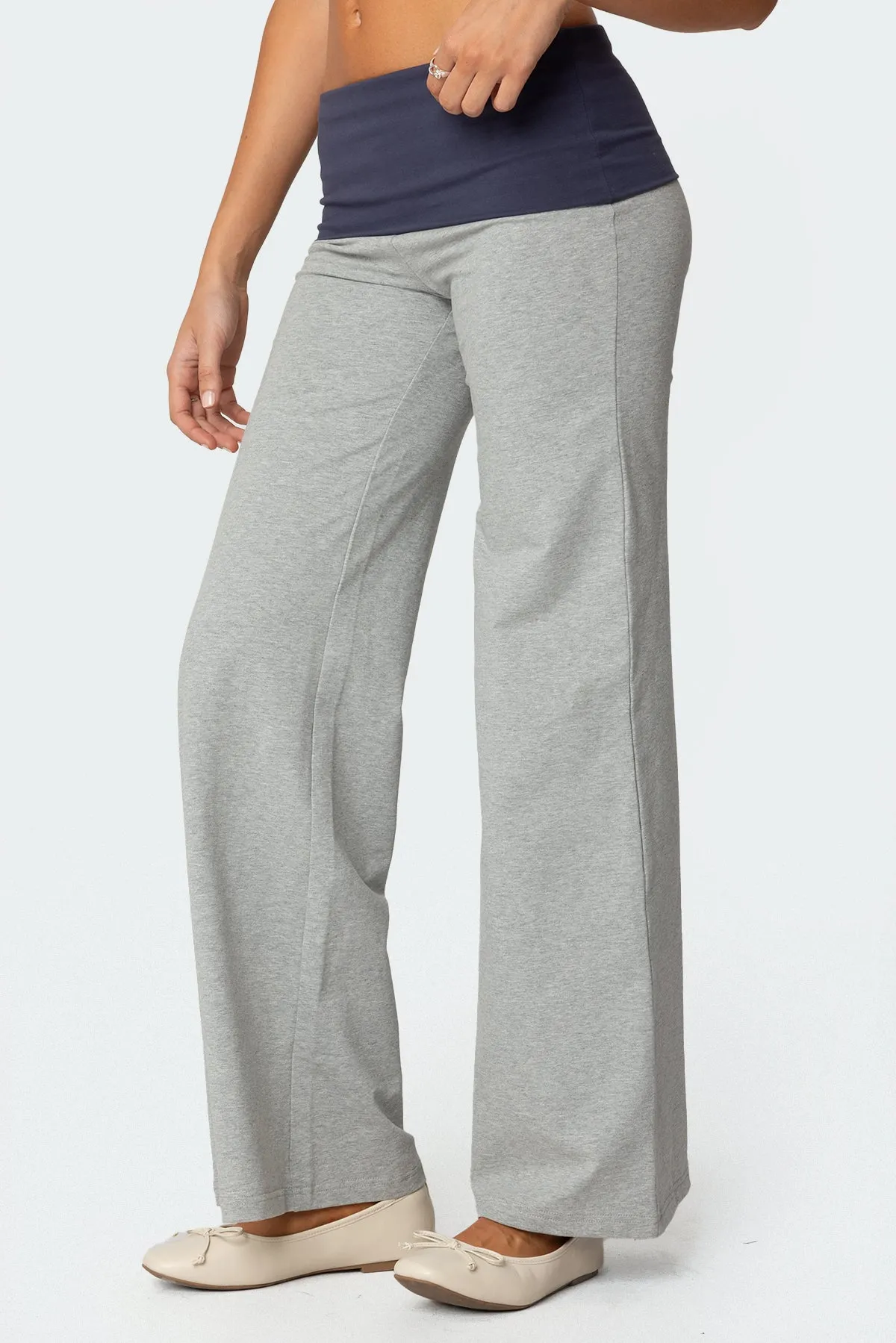 Wide Leg Contrast Foldover Pants sold by Edikted product image thumbnail 3