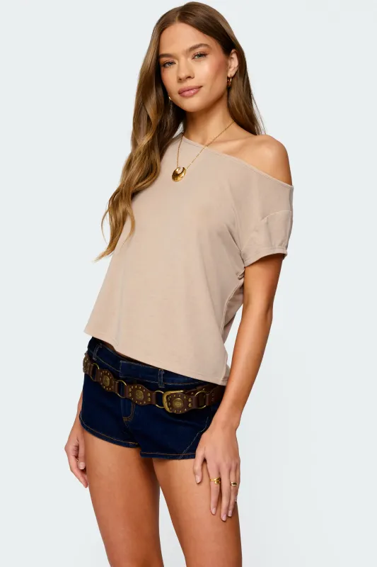 Anabella Off Shoulder Top sold by Edikted