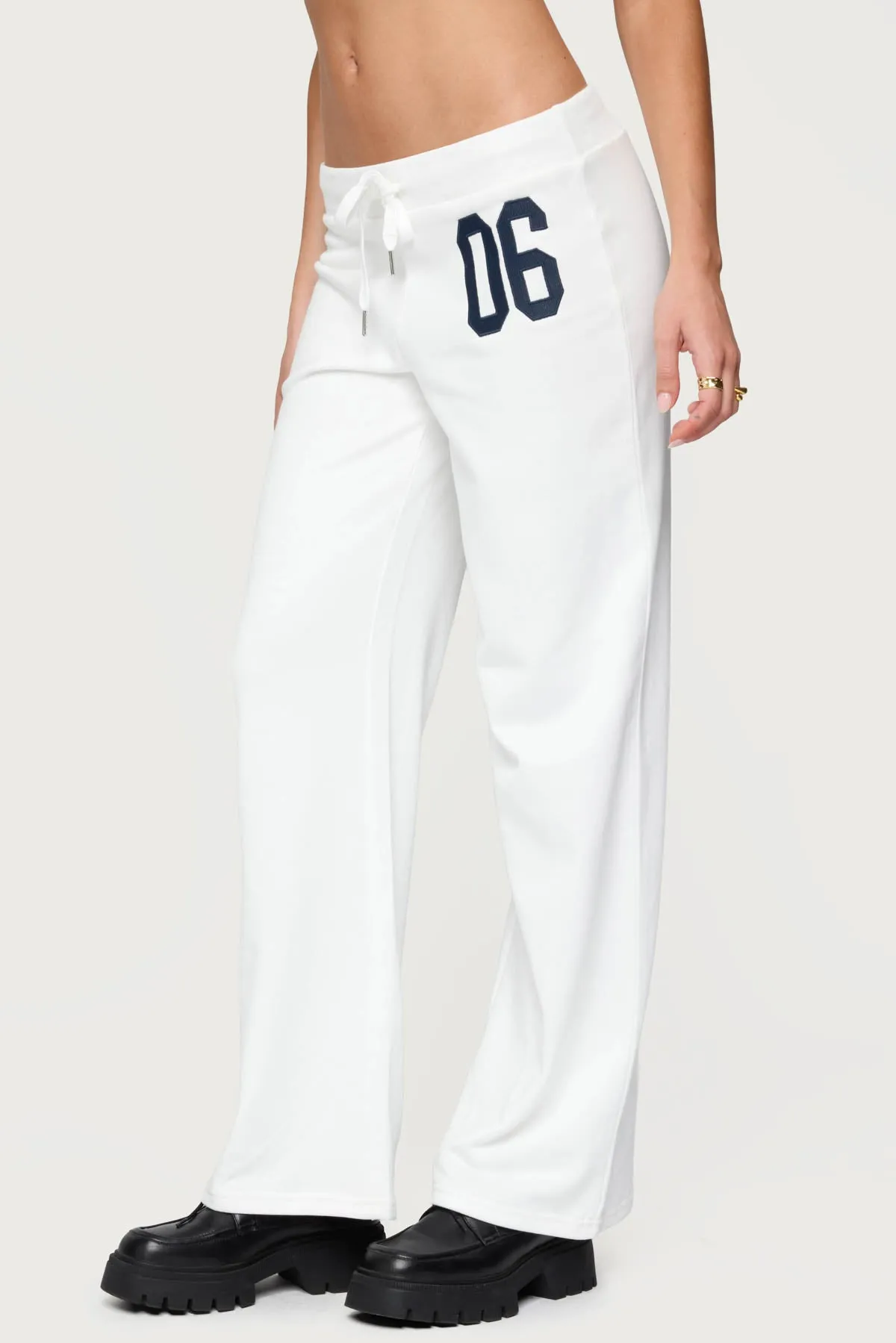 06 Sweatpants sold by Edikted product image thumbnail 3