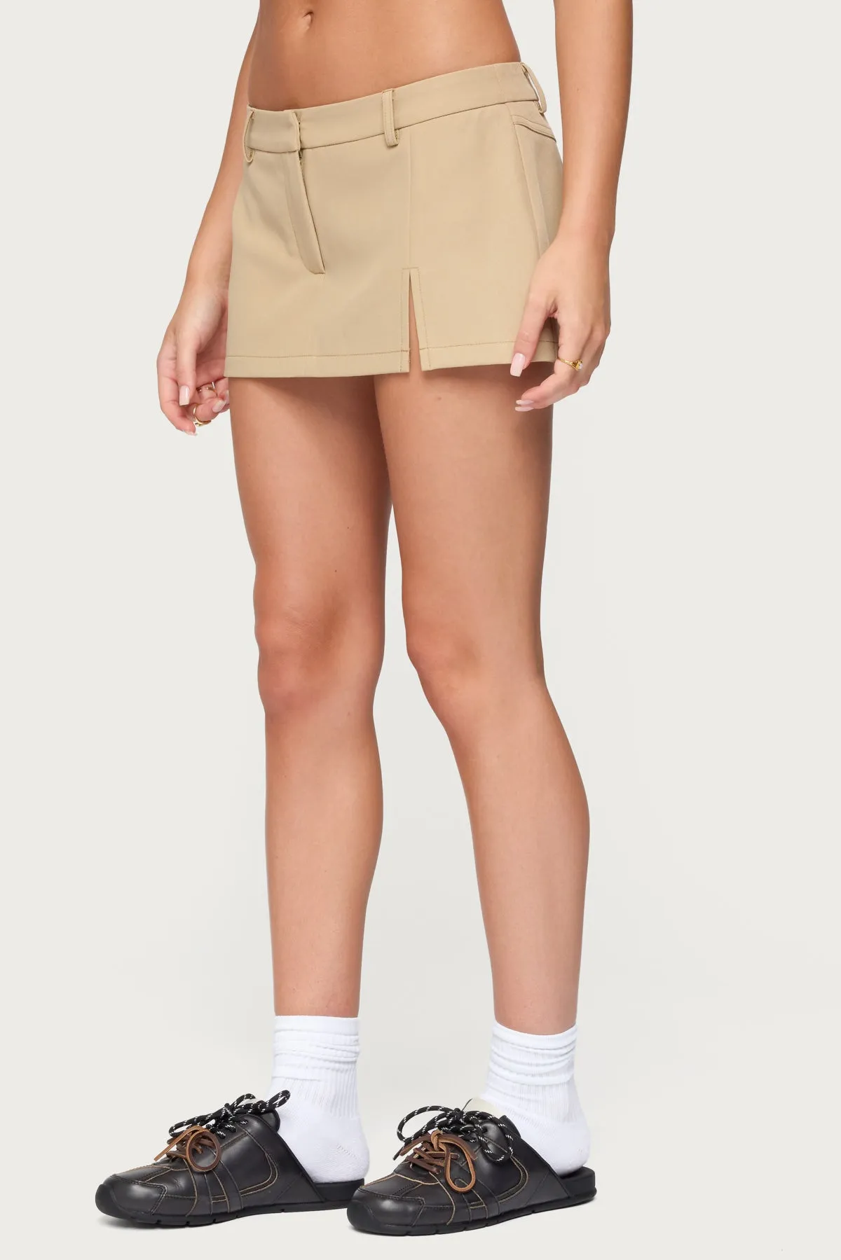 Madalene Tailored Mini Skort sold by Edikted product image thumbnail 4