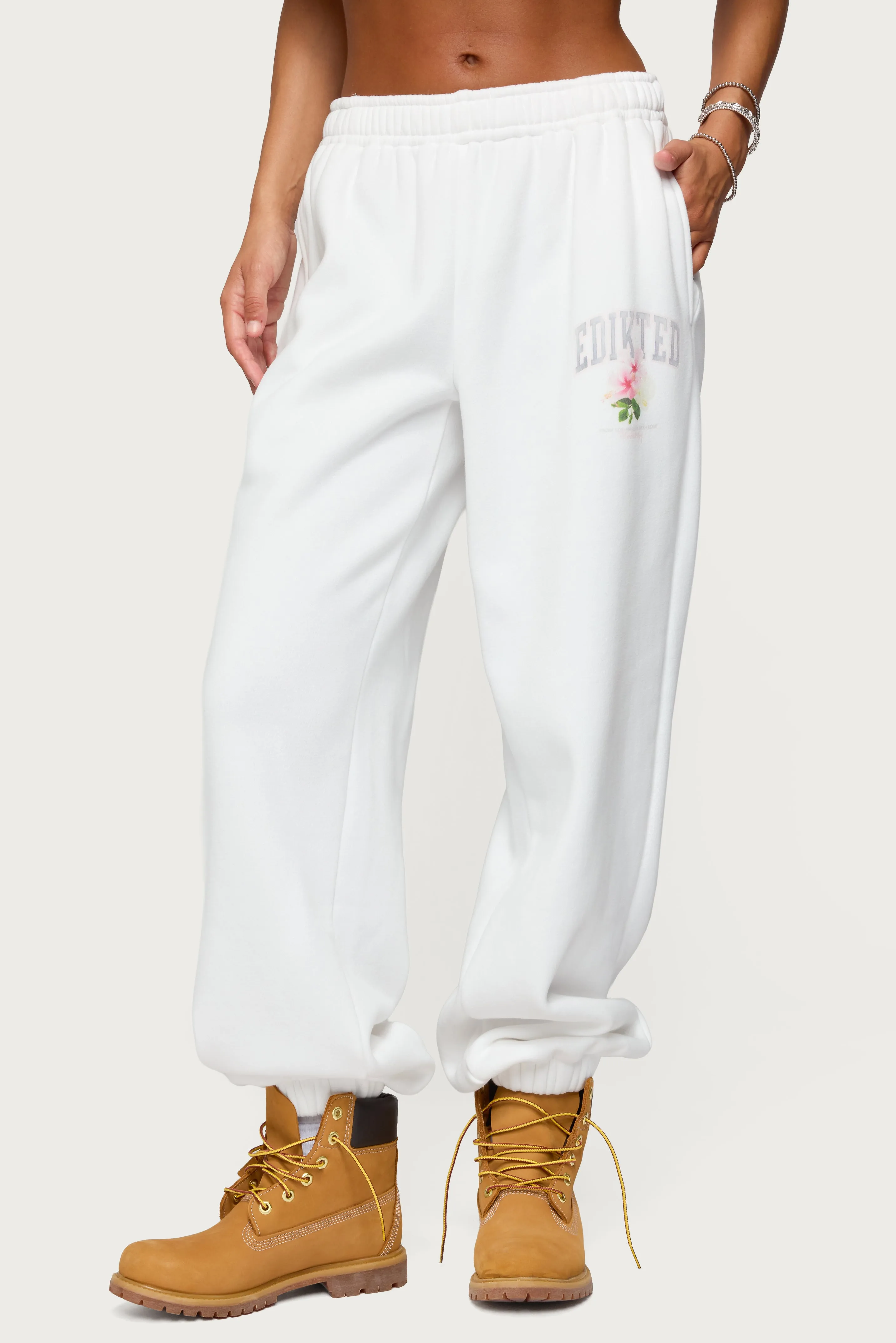 Flerua Edikted Sweatpants sold by Edikted product image thumbnail 2