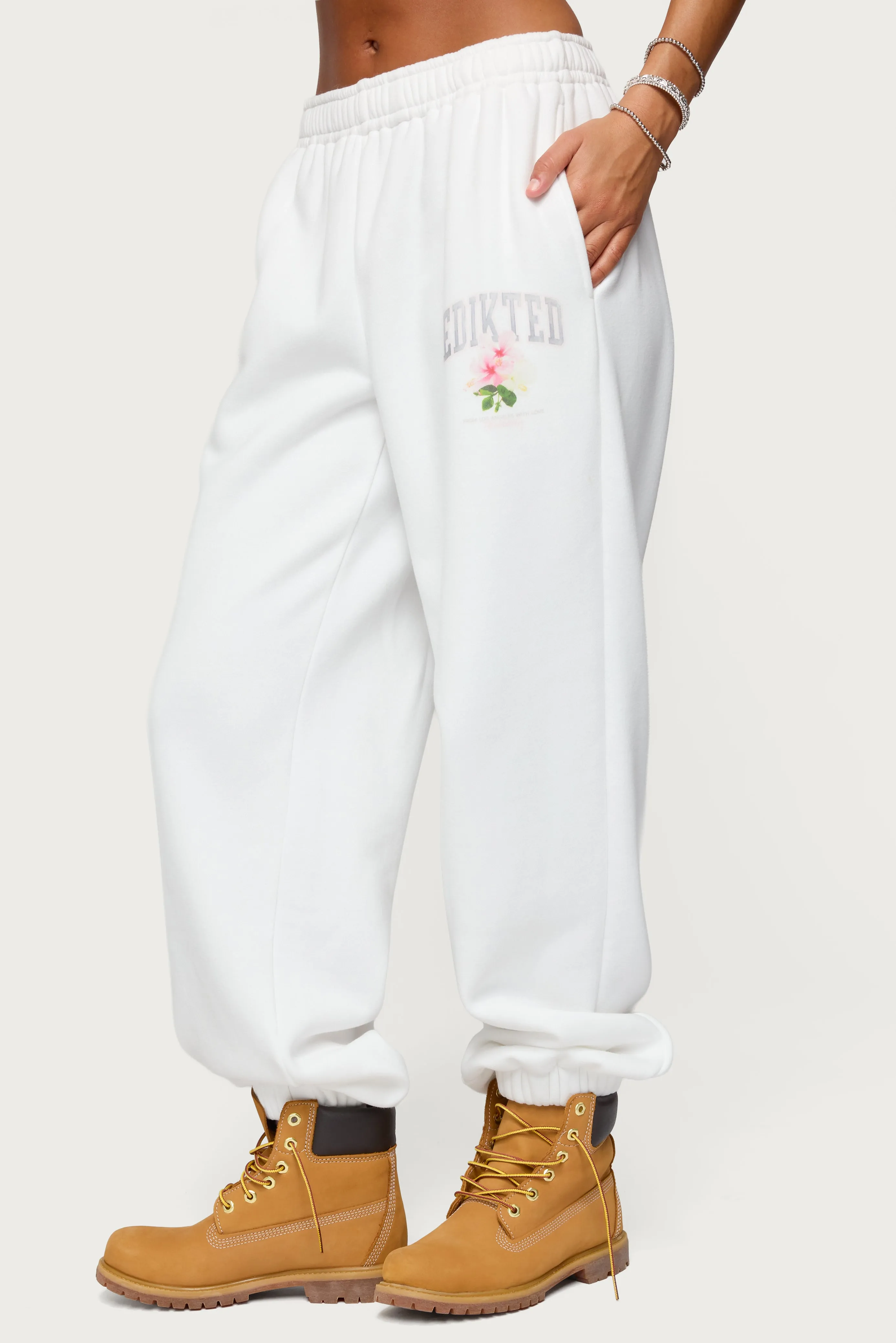Flerua Edikted Sweatpants sold by Edikted product image thumbnail 4
