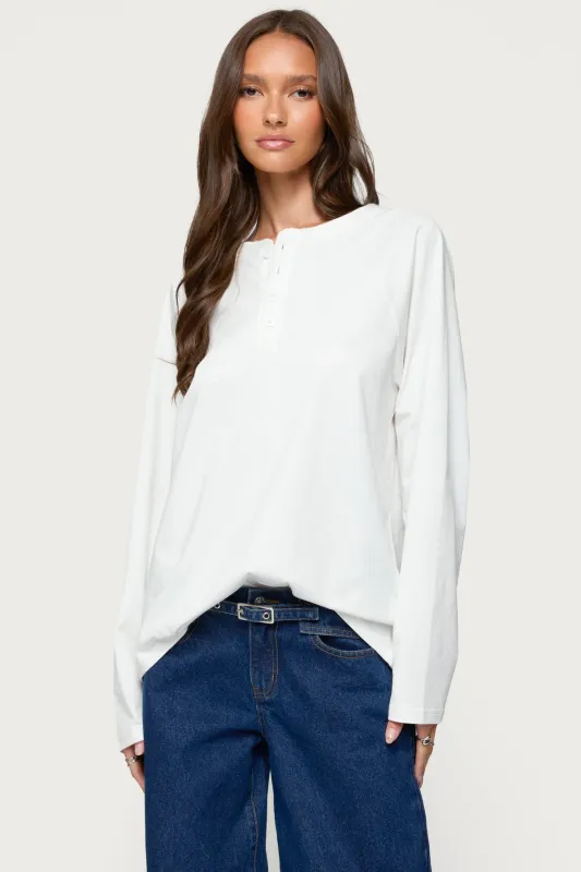 Cyrus Henley Oversized Top sold by Edikted