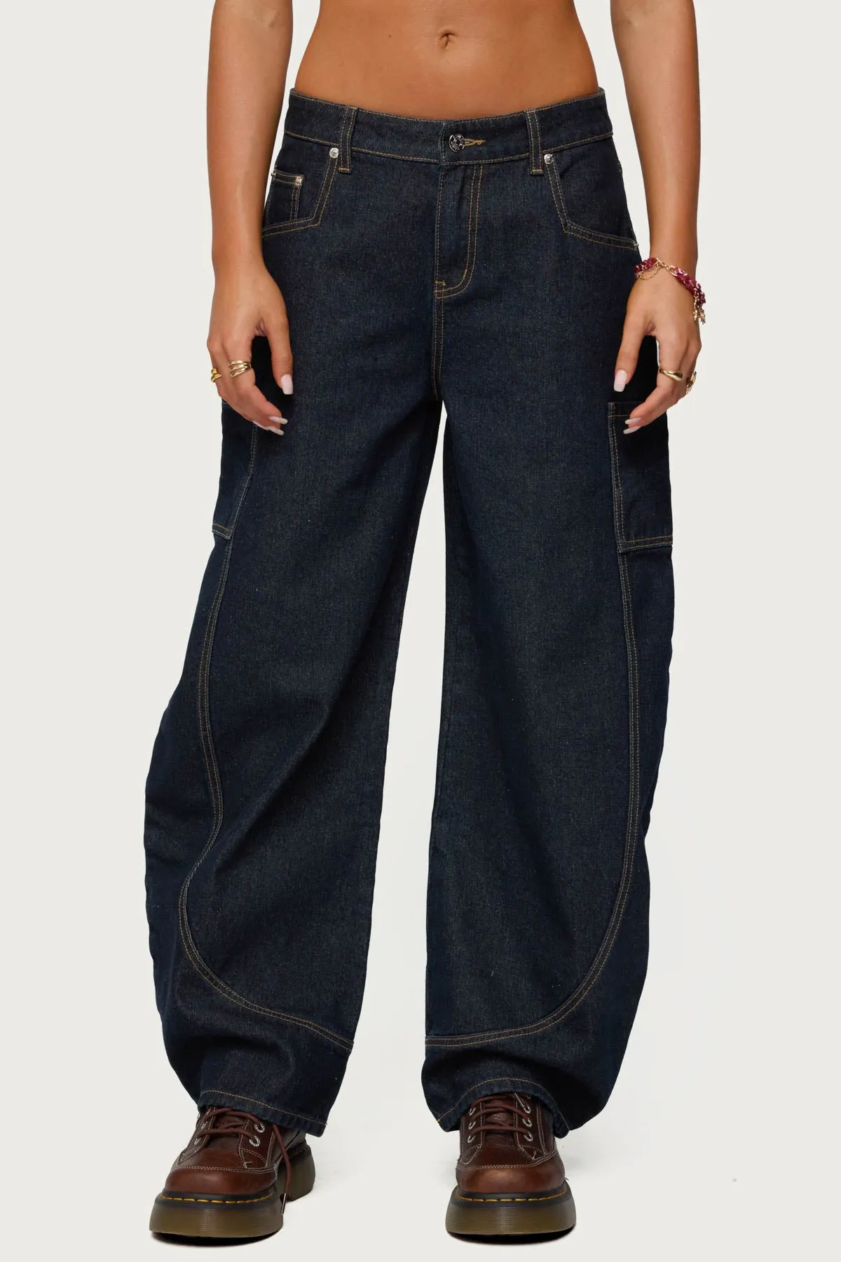 Aden Contrast Stitch Low Rise Barrel Jeans sold by Edikted product image thumbnail 2